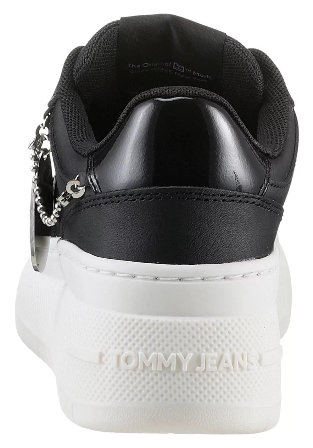 Tommy Jeans Keilsneaker "TJW RETRO BASKET FLATFORM CHARM" günstig online kaufen