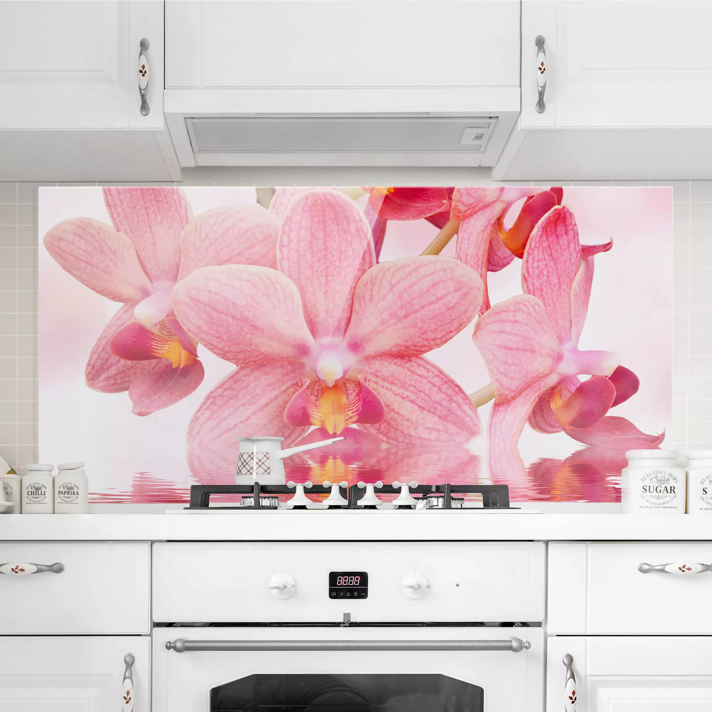 Glas Spritzschutz Blumen - Querformat 2:1 Rosa Orchideen auf Wasser günstig online kaufen