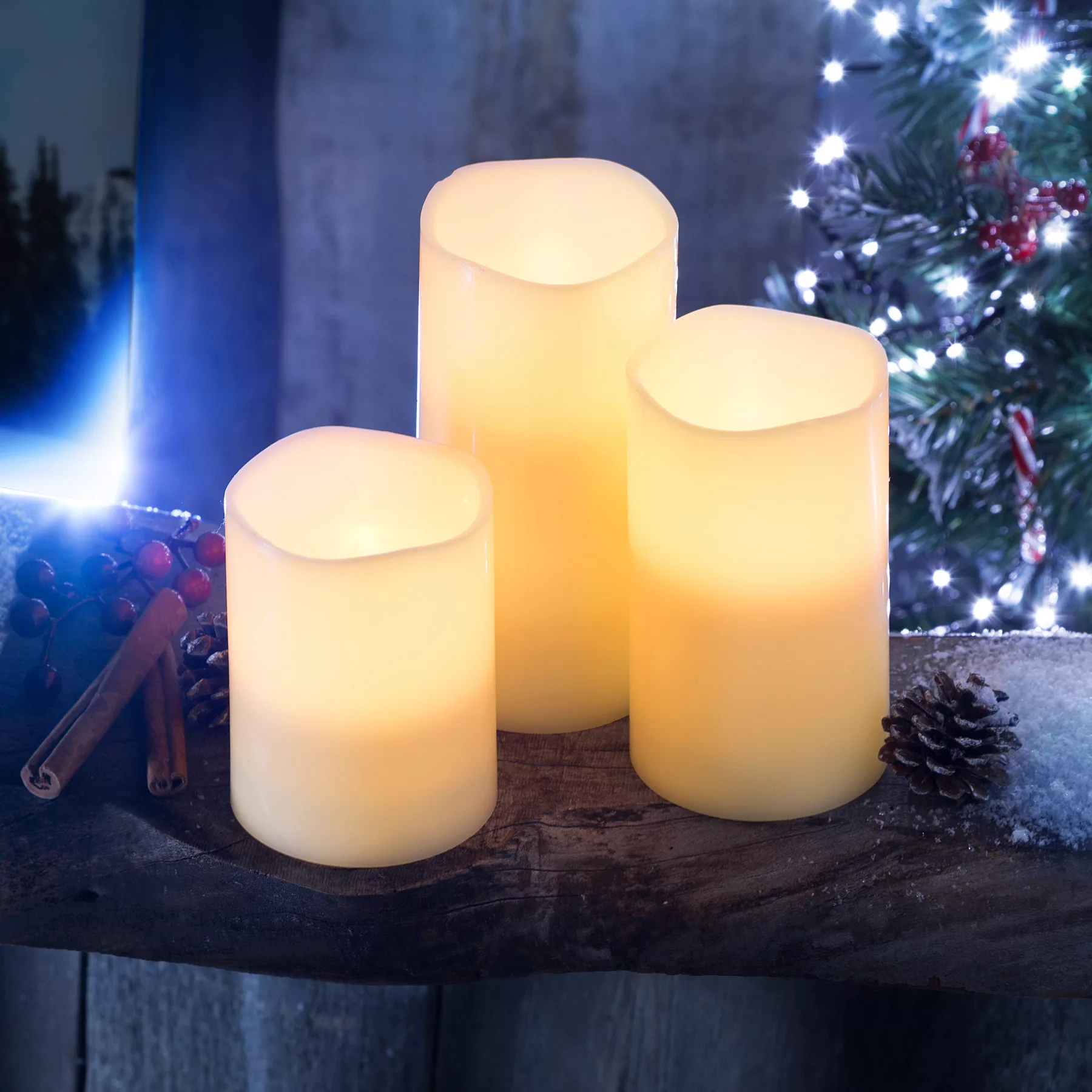 2 Sets LED-Kerzen mit Fernbedienung und Farbwechsel - weiß günstig online kaufen