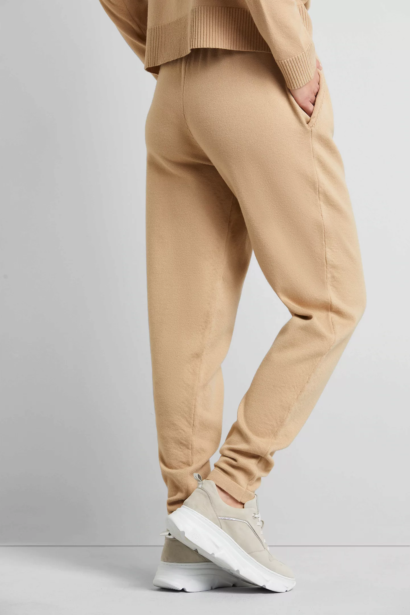 bugatti Jogger Pants, aus hochwertiger, elastischer Stretch-Qualität günstig online kaufen