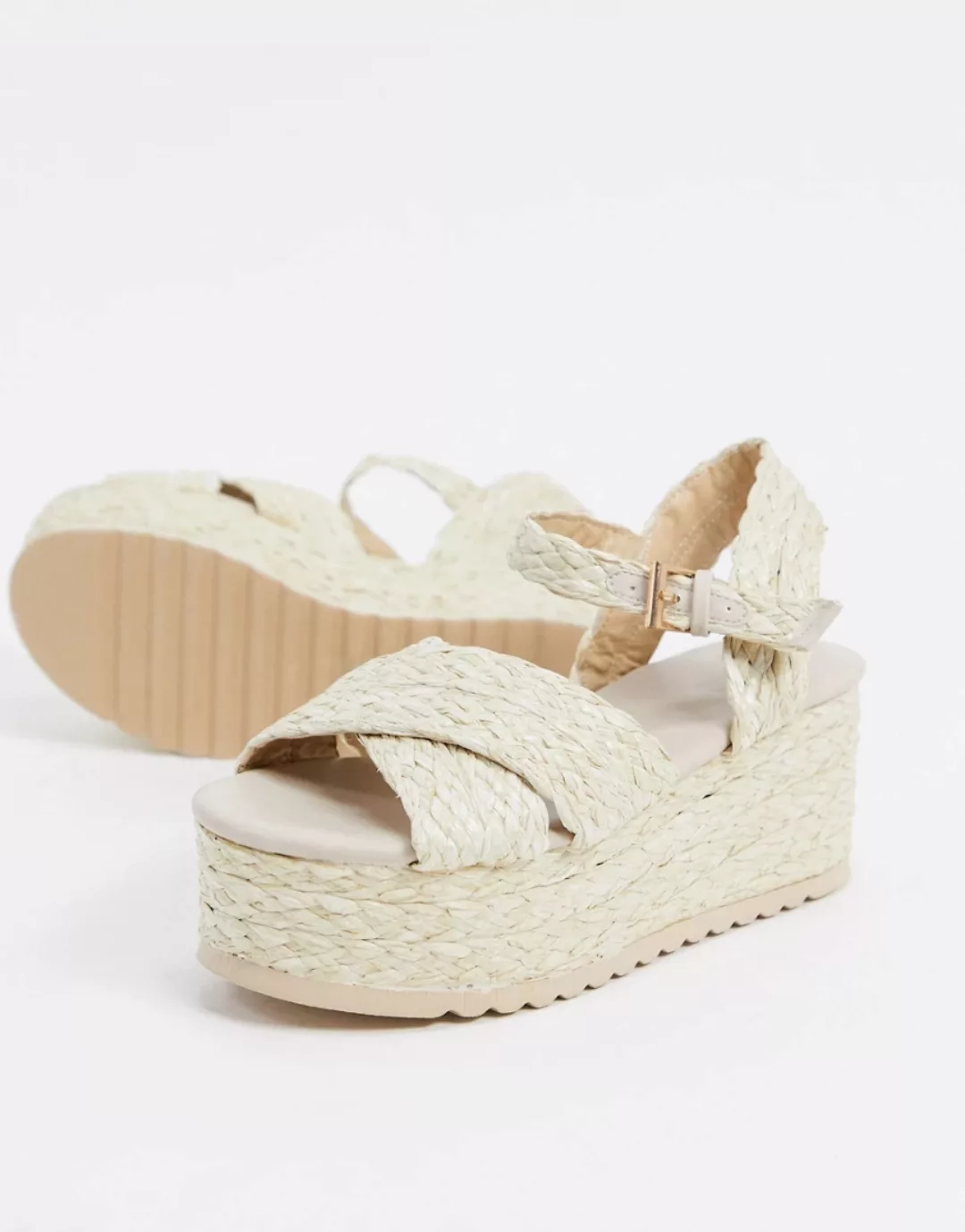 Truffle Collection – Flatform-Sandalen in Natur-Neutral günstig online kaufen