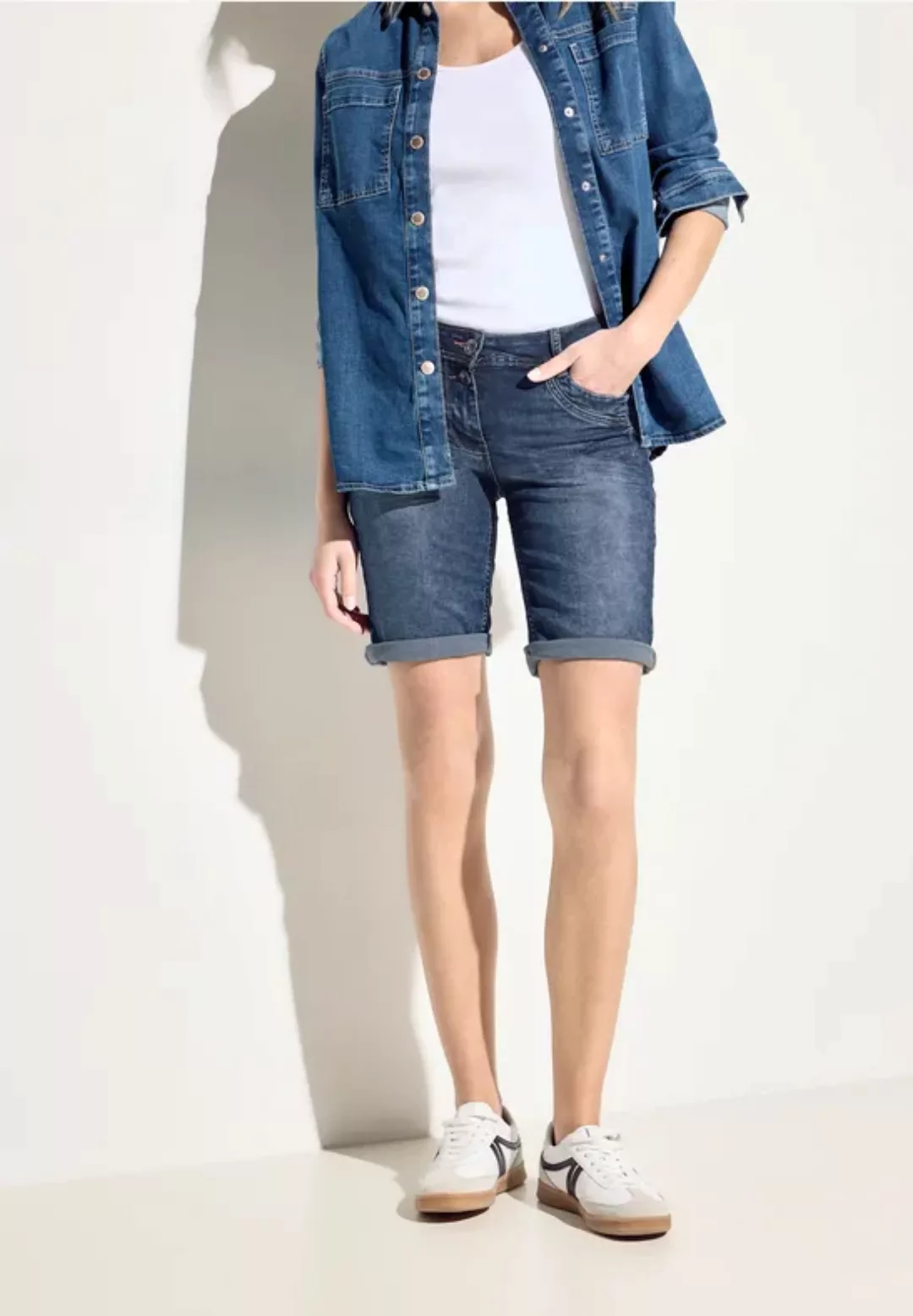 Mittelblaue Jeans Shorts günstig online kaufen