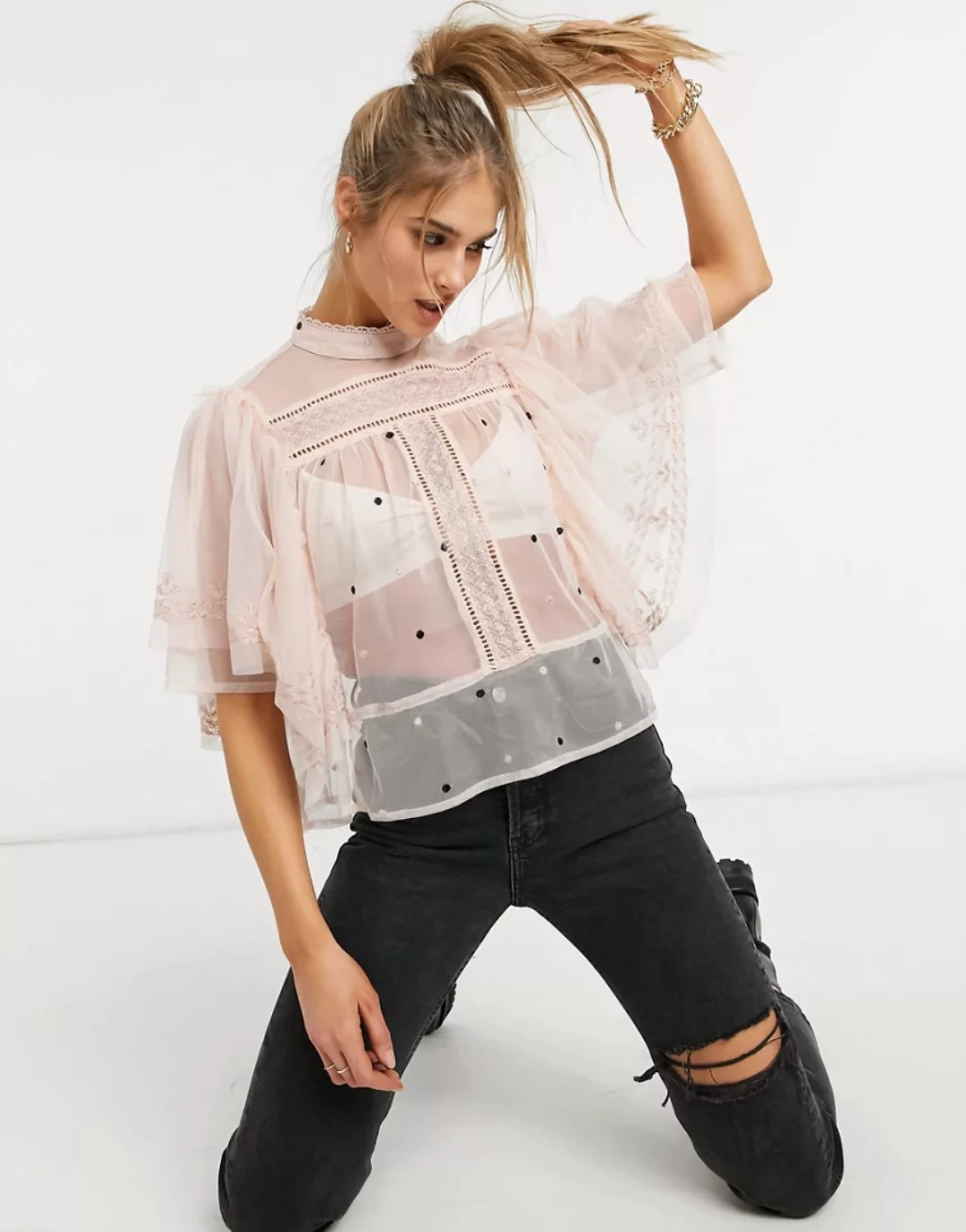 River Island – Rüschenbluse aus Tüll mit Stickerei in Rosa günstig online kaufen