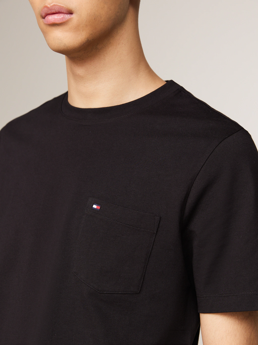 Tommy Hilfiger T-Shirt POCKET TEE günstig online kaufen