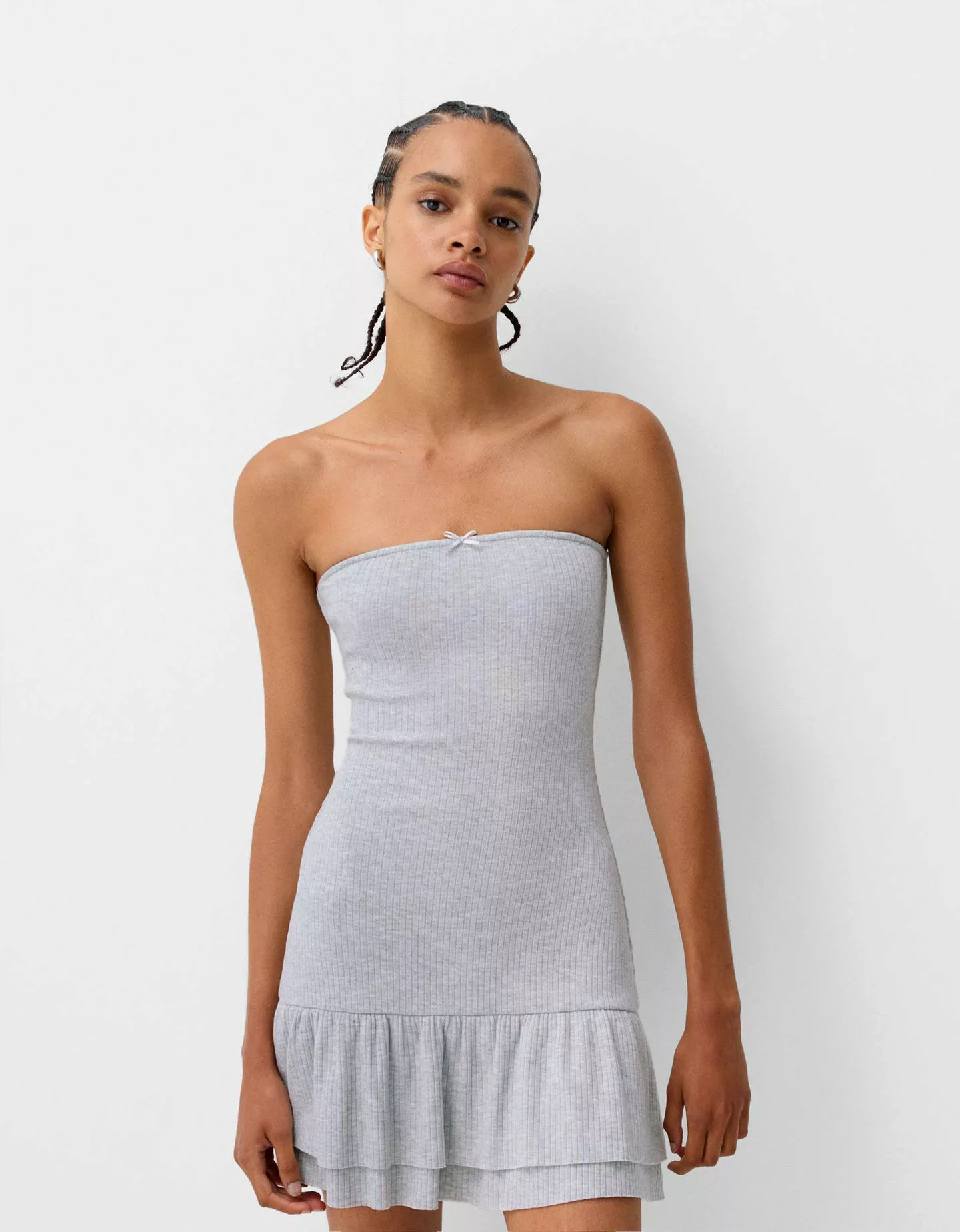 Bershka Bandeau-Minikleid Mit Volants Damen 10-12 Grau günstig online kaufen