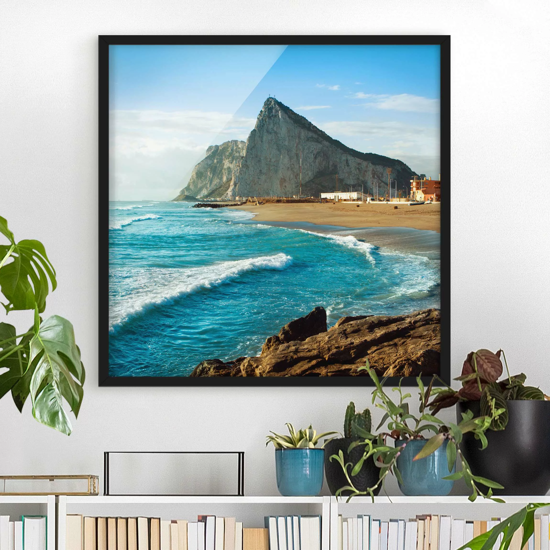 Bild mit Rahmen Strand - Quadrat Gibraltar am Meer günstig online kaufen