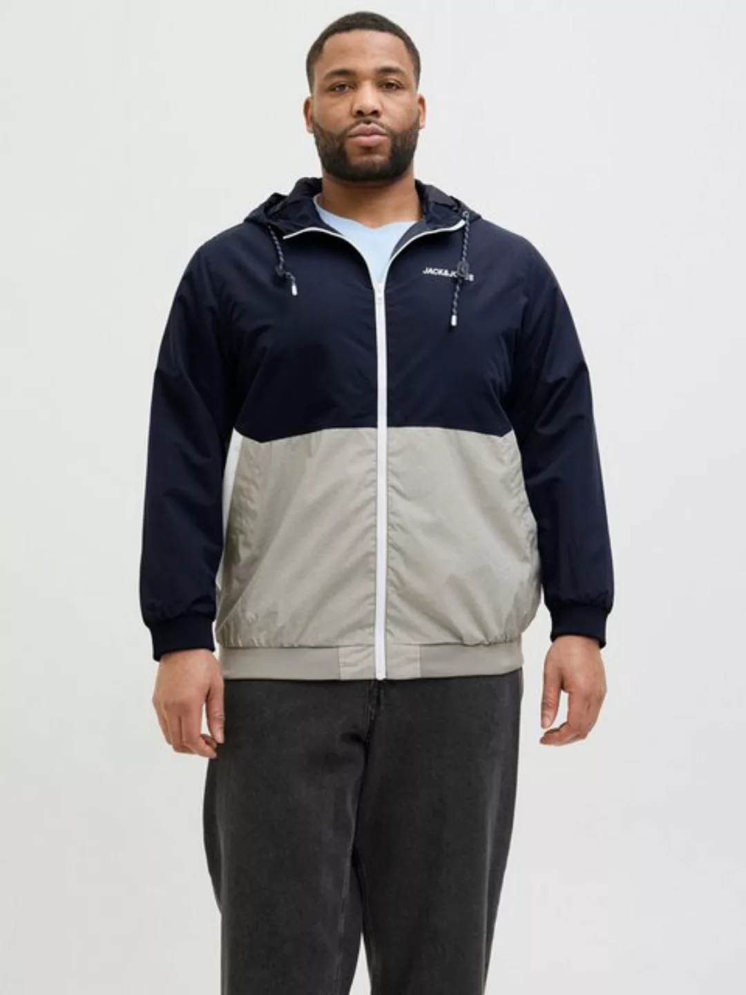 Jack & Jones PlusSize Bomberjacke JJERUSH HOOD BOMBER NOOS PLS mit Logo Sch günstig online kaufen