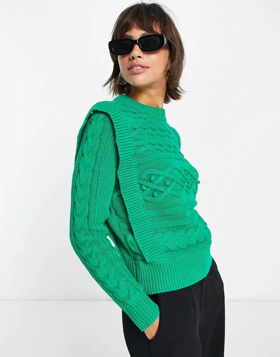 Y.A.S. – Zopfmuster-Pullover mit Schulterdetail in Grün günstig online kaufen