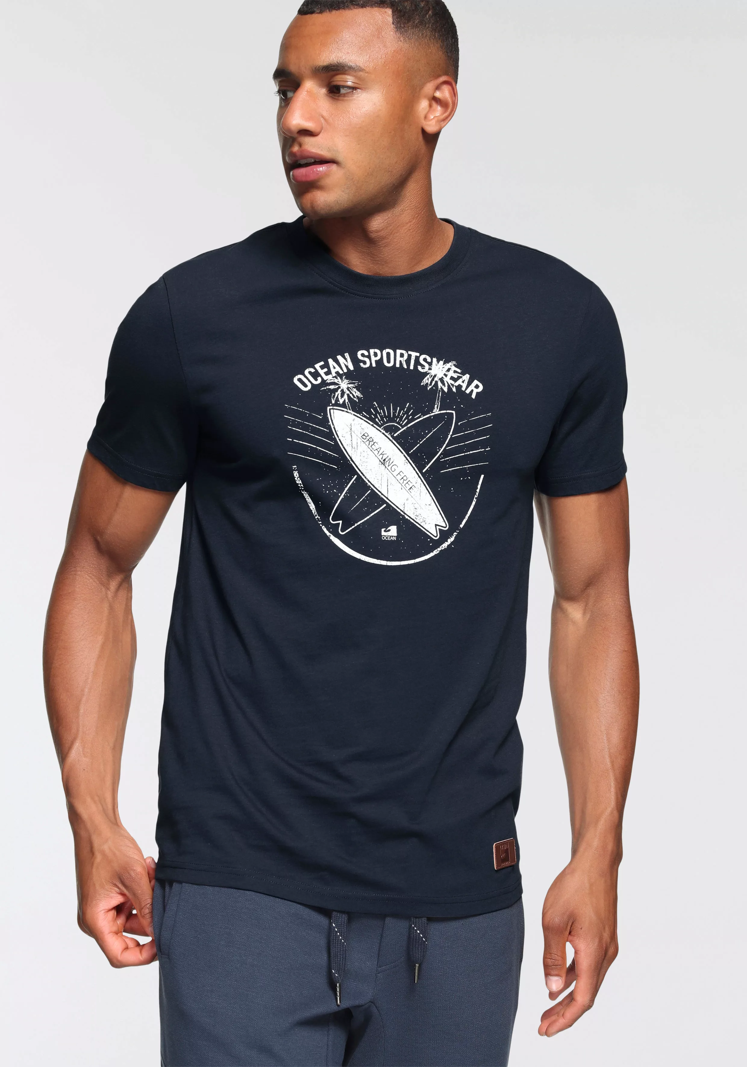 Ocean Sportswear T-Shirt kurzärmelig, schmal geschnitten, mit Logodruck, au günstig online kaufen