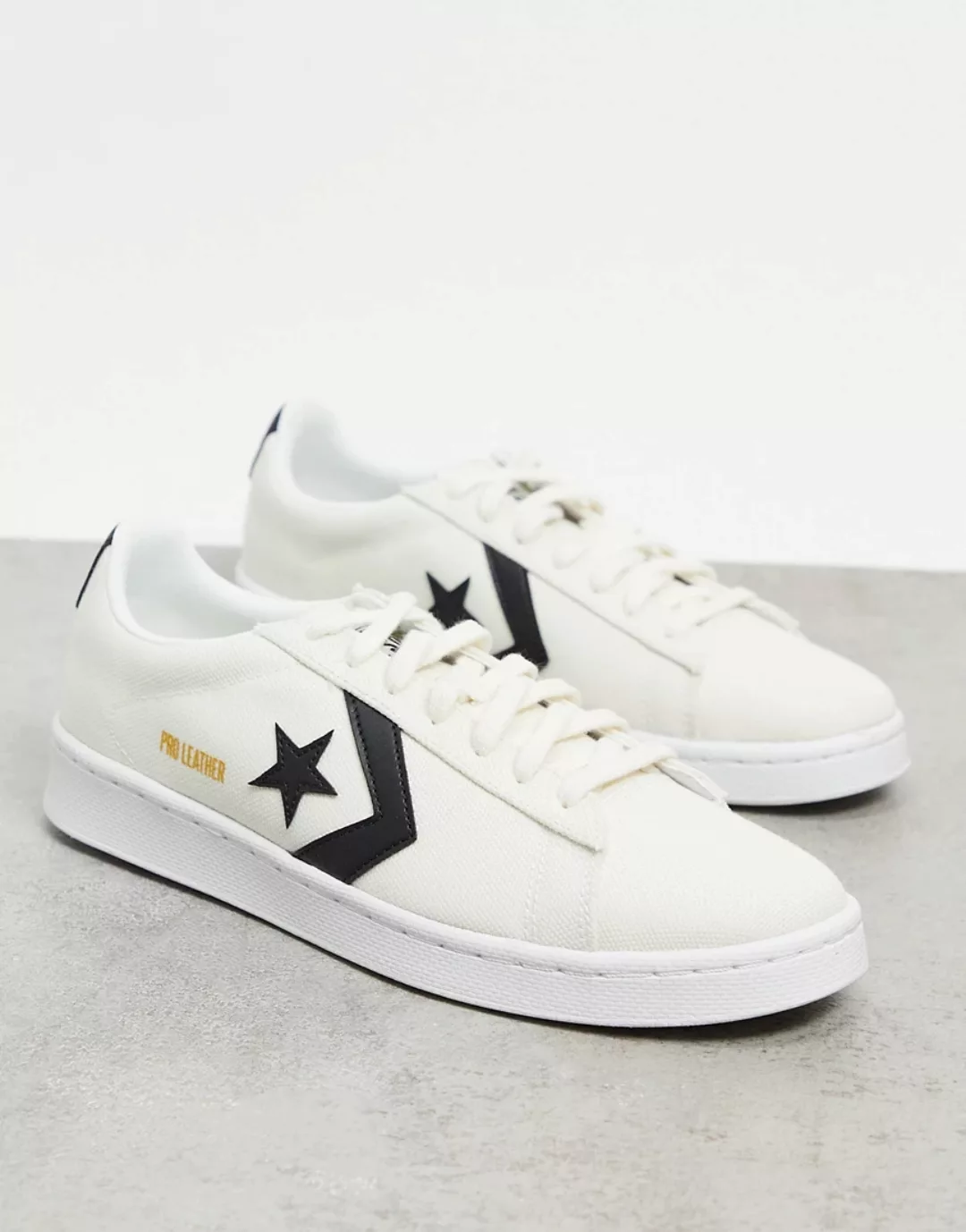 Converse – Pro Leather Ox Court Daze – Sneaker in Weiß günstig online kaufen
