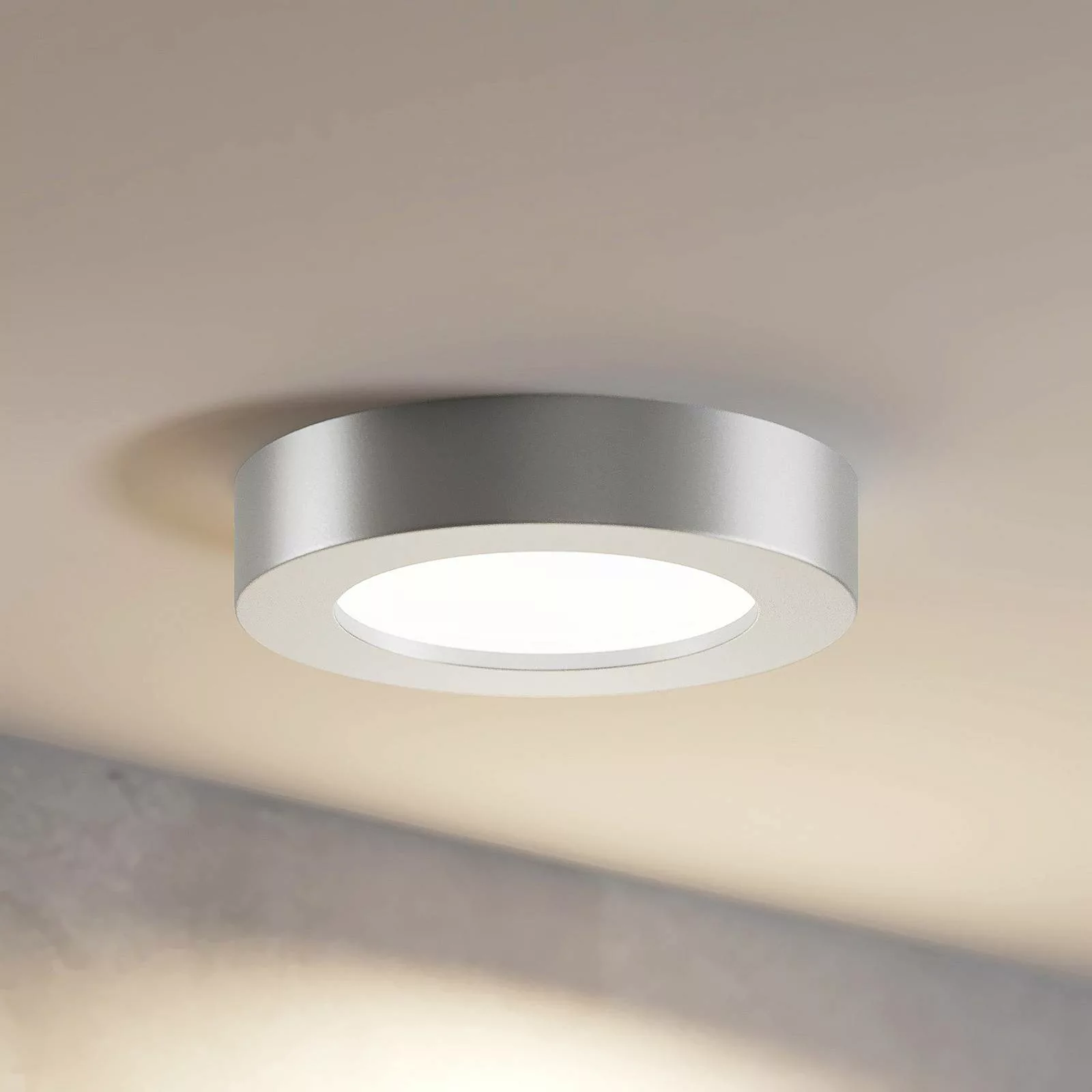 Prios LED-Deckenleuchte Edwina, silber, 12 cm, CCT, IP44 günstig online kaufen