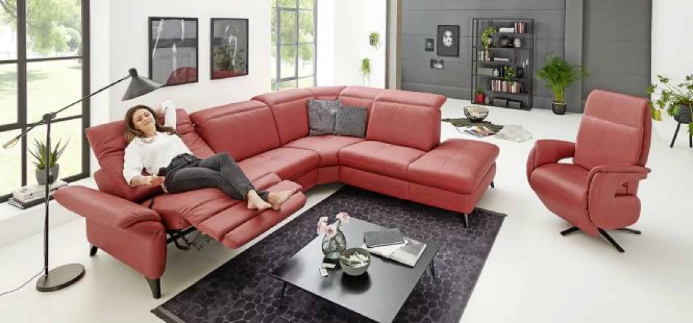 Sofa Relaxfunktion elektrisch ausfahrbar L-Form 284 x 244 cm Lederoptik Rot günstig online kaufen