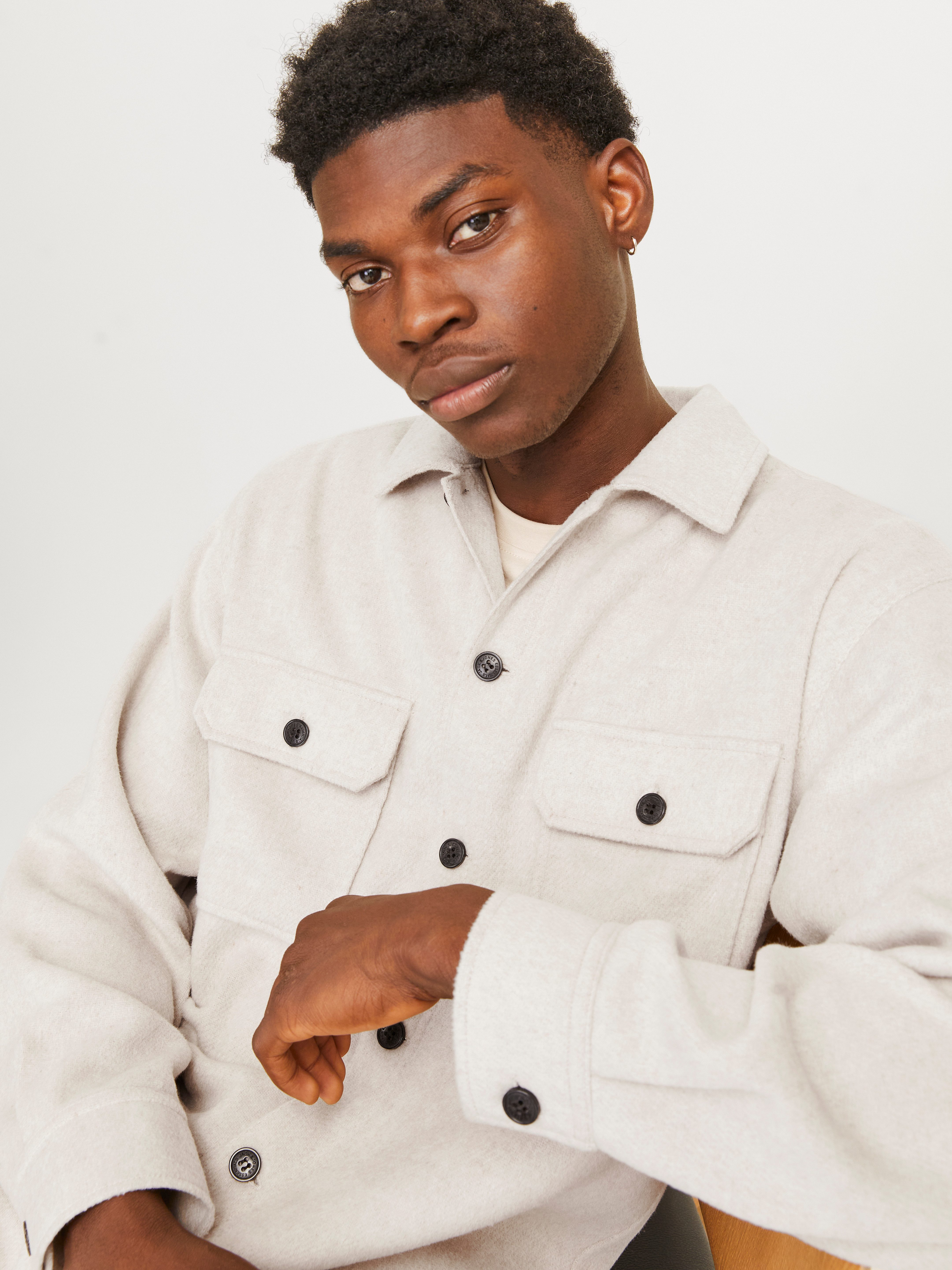 Jack & Jones Herren Freizeit Hemd JJEBRADLEY OLLIE OVERSHIRT Relaxed Fit günstig online kaufen
