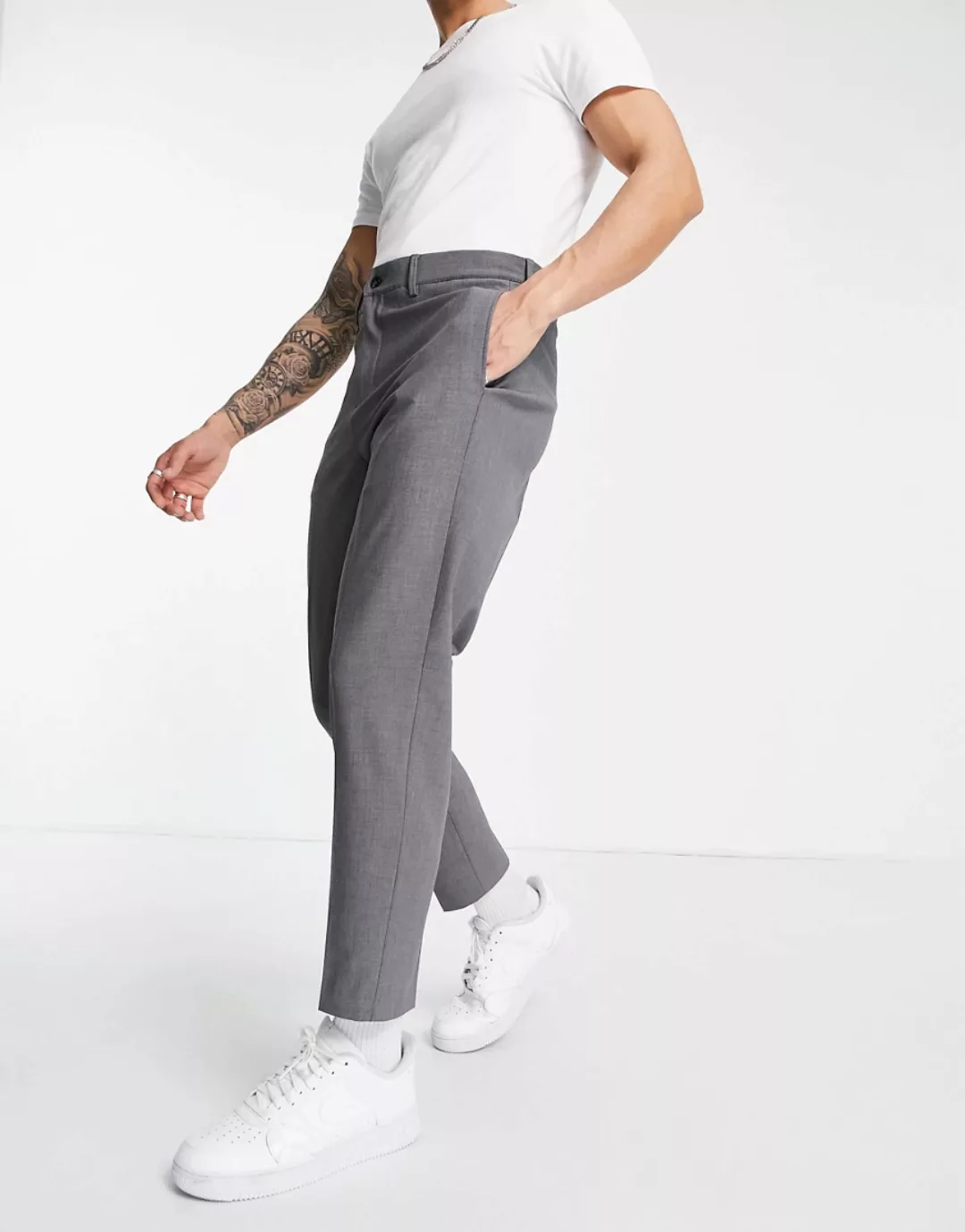 Selected Homme – Schmal zulaufende Anzughose mit schmalem Schnitt in Grau günstig online kaufen