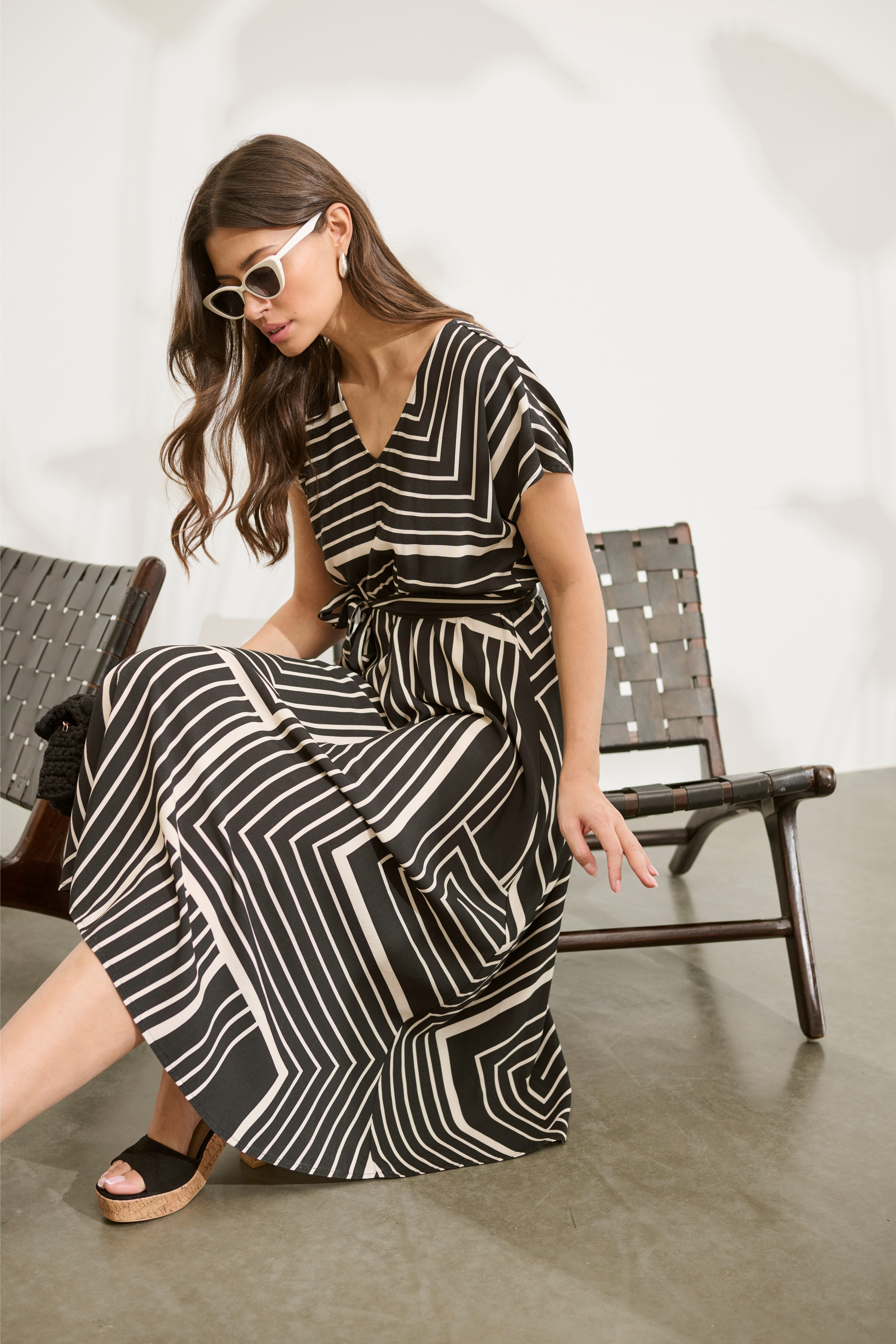 Laura Scott Midikleid (2-tlg., inklusive Stoffgürtel) günstig online kaufen