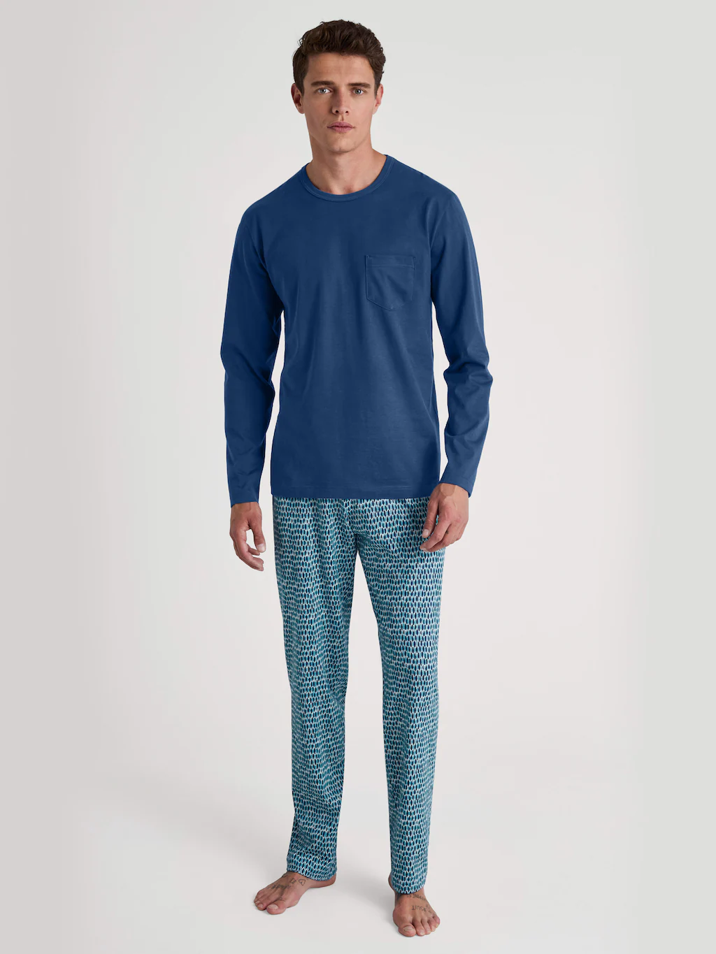 CALIDA Schlafanzug "Relax Imprint 1", (2 tlg.), Langarm-Shirt & Hose mit ge günstig online kaufen