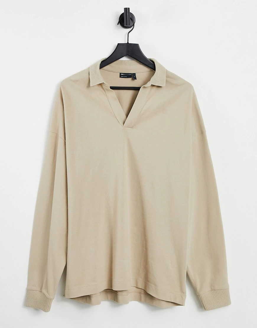 ASOS DESIGN – Langärmliges Oversize-Polohemd in Beige mit Reverskragen und günstig online kaufen