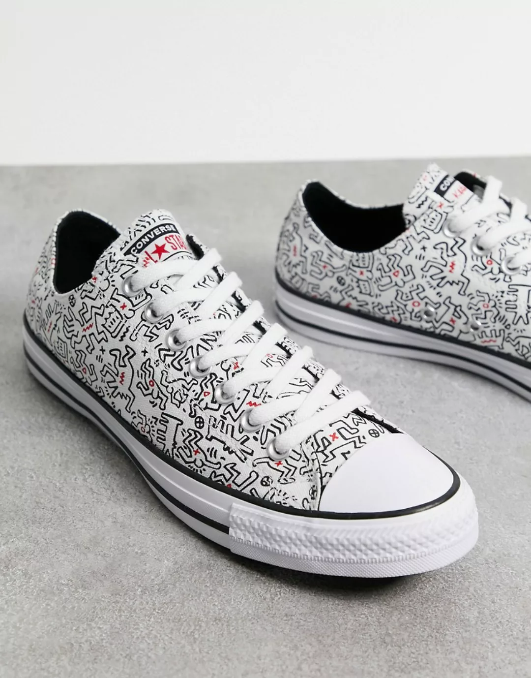 Converse X Keith Haring – Chuck Taylor All Star Ox – Sneaker in Weiß günstig online kaufen