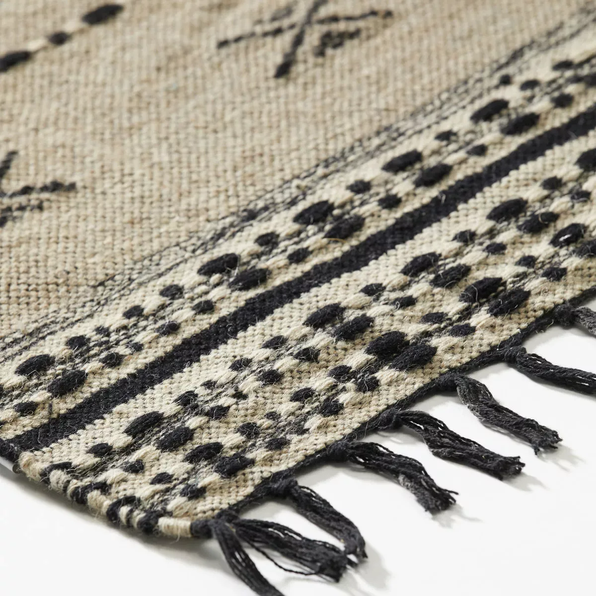 Teppich Cros aus Wolle und Baumwolle in Grau mit Muster günstig online kaufen