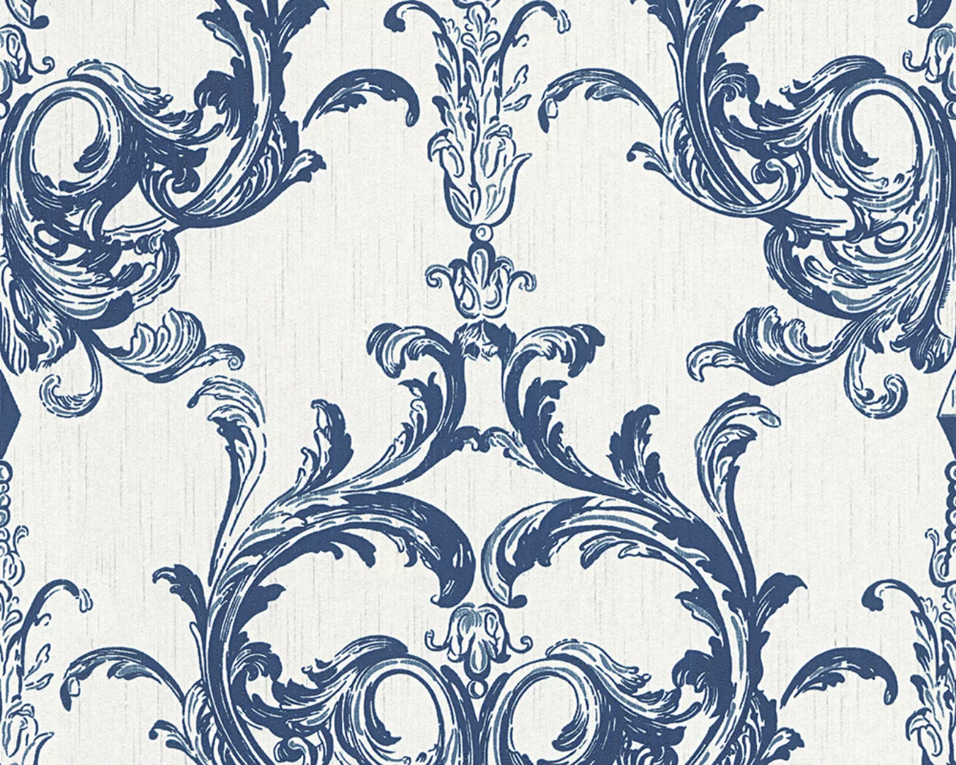 Bricoflor Ornament Tapete Royal Barock Vliestapete in Weiß Blau mit Textil günstig online kaufen