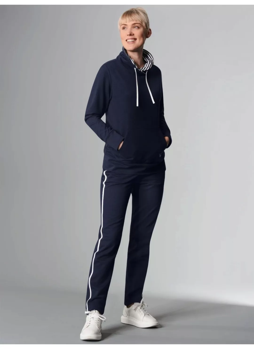 Trigema Jogginganzug "TRIGEMA Homewear Set im maritimen Look", (1 tlg.) günstig online kaufen