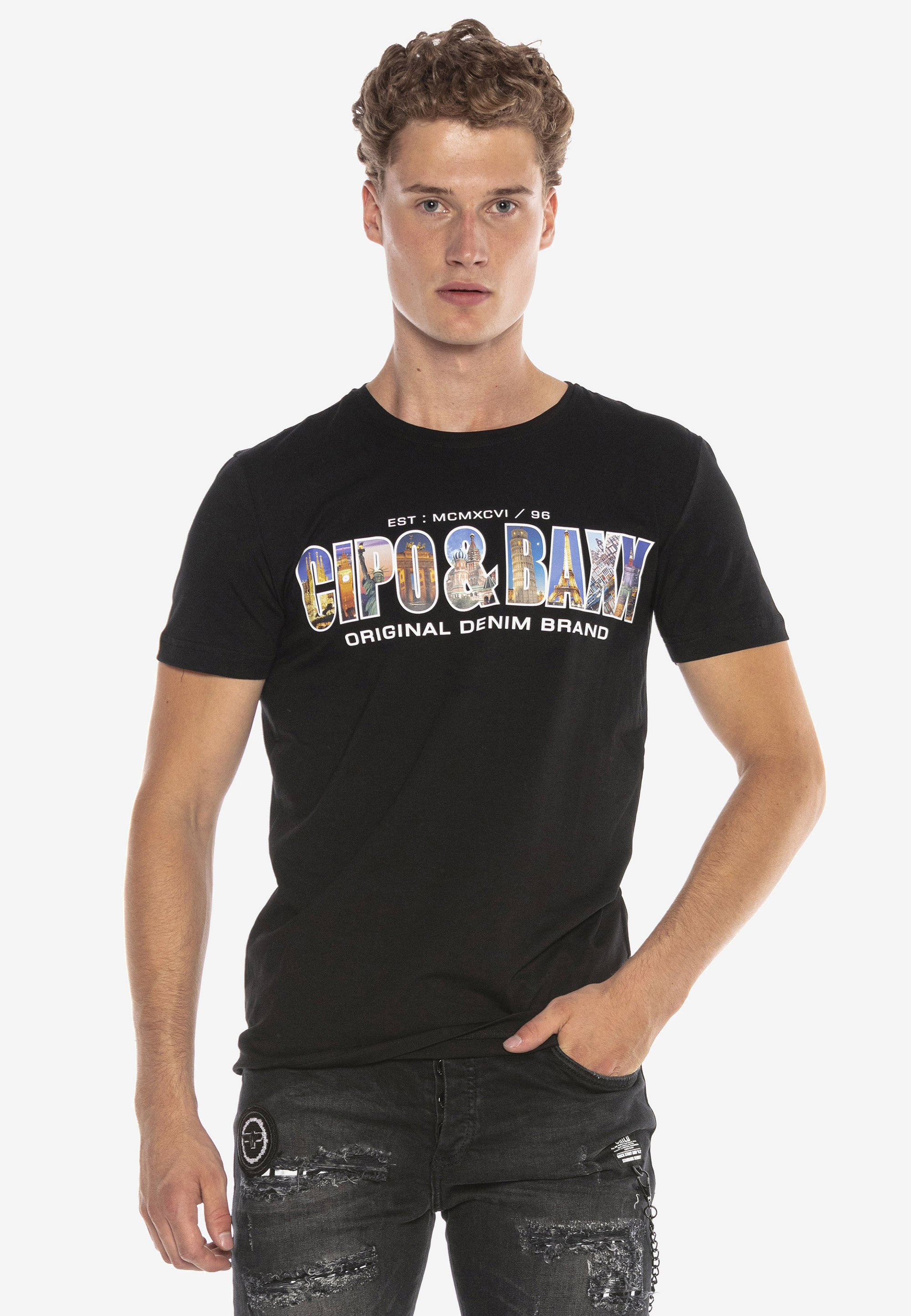 Cipo & Baxx T-Shirt, mit schickem Brustprint günstig online kaufen