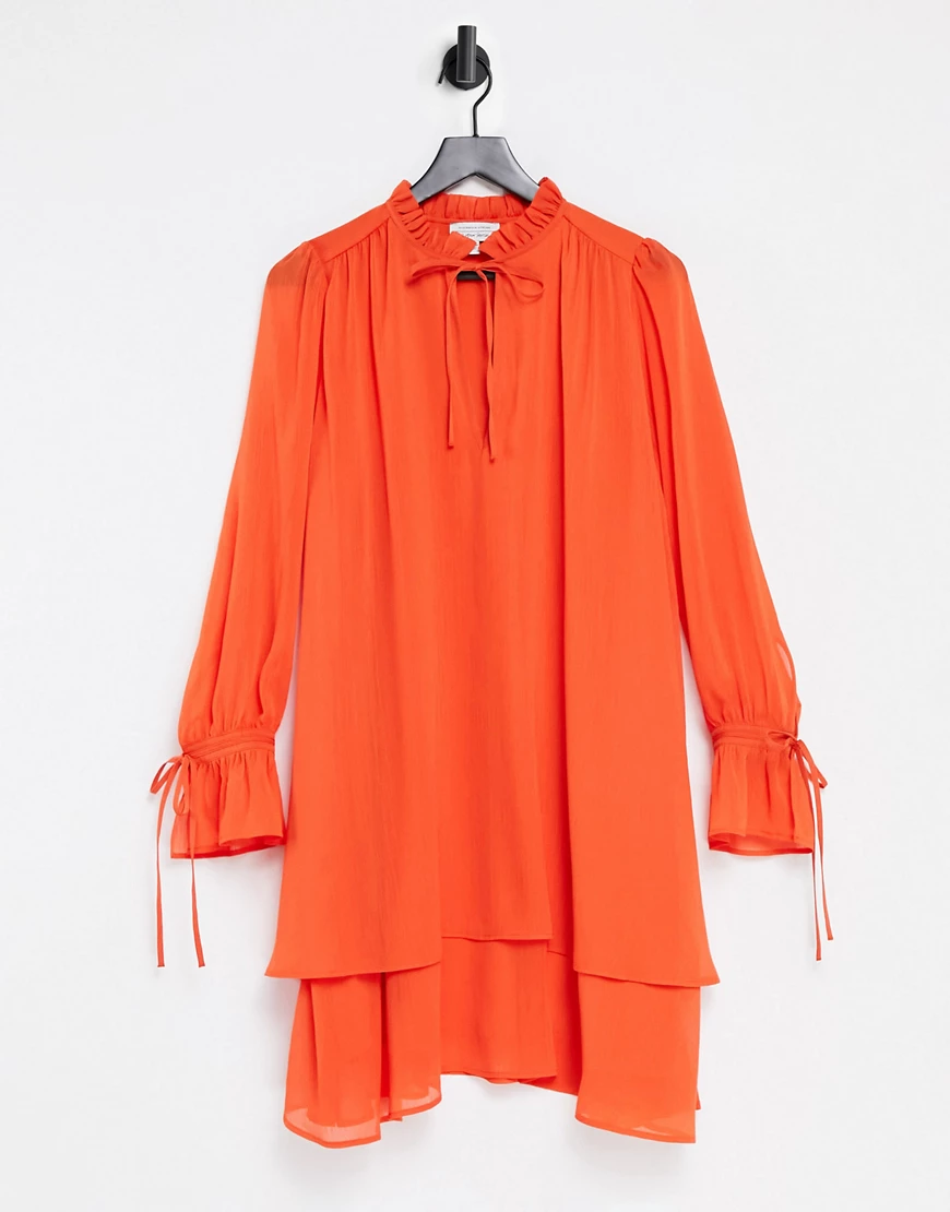 & Other Stories – Recycled – Minikleid in Orange mit Bindeband am Ausschnit günstig online kaufen