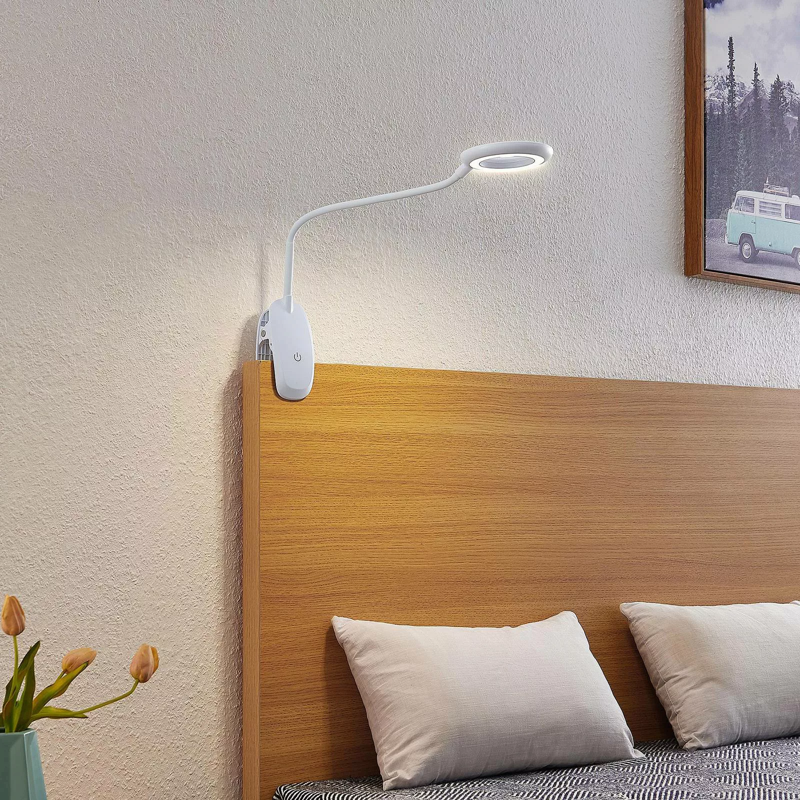 Prios LED-Klemmleuchte Harumi, weiß, Akku, USB, 51 cm hoch günstig online kaufen