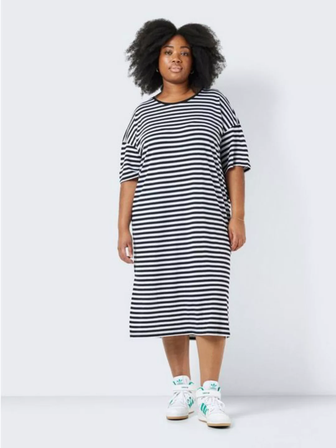 Noisy may Shirtkleid 2/4 Arm Curve Übergrößen Shirt Dress NMMAYDEN (lang) 5 günstig online kaufen