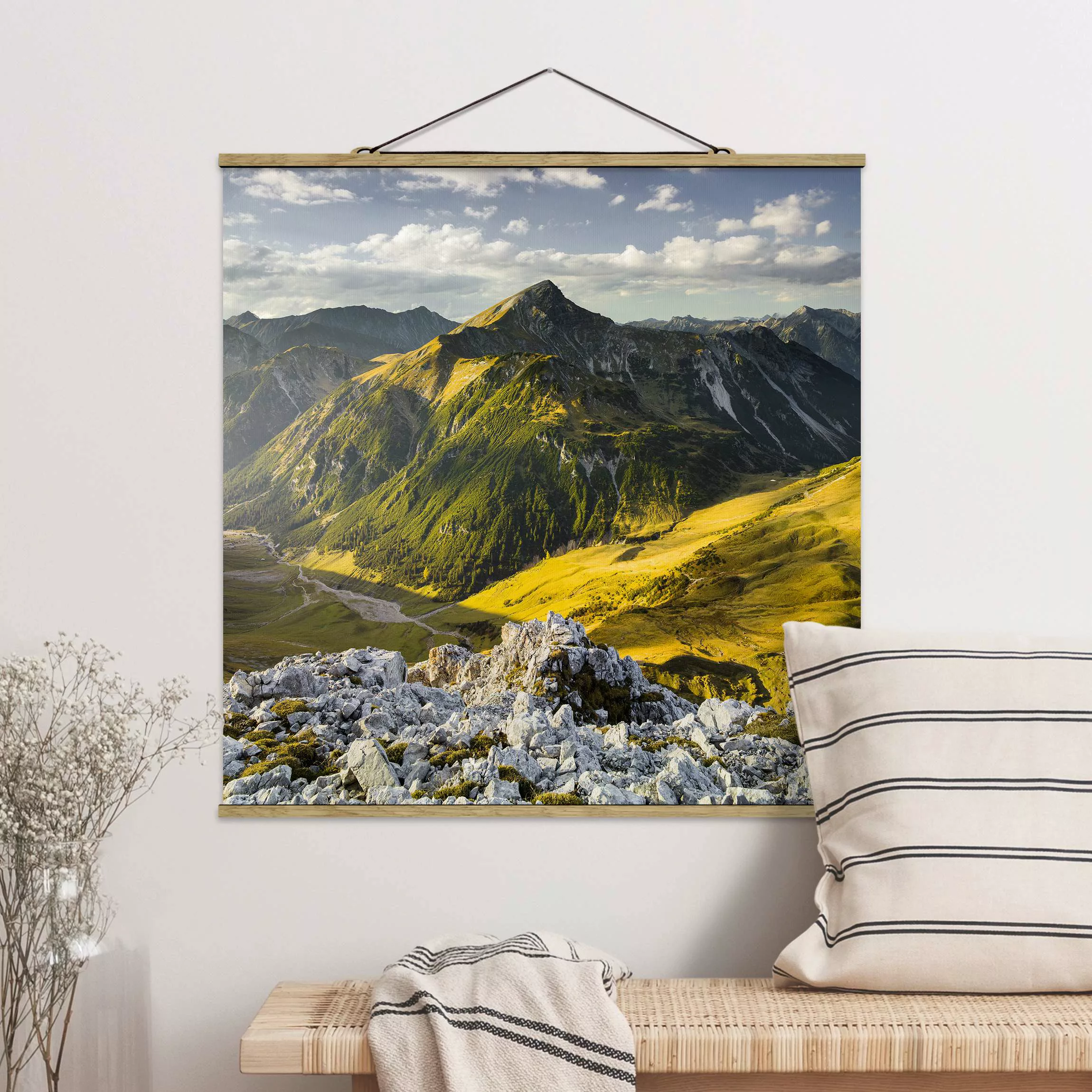 Stoffbild Berge mit Posterleisten - Quadrat Berge und Tal der Lechtaler Alp günstig online kaufen