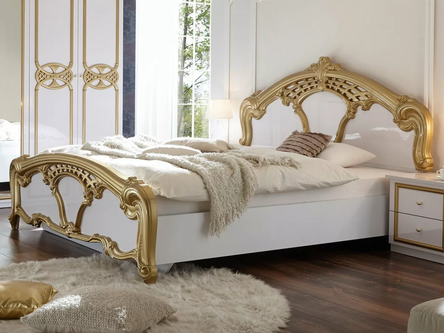 möbelando Bett Celine, Prunkvolles Bett aus Spanplatte, Korpus in Weiß, Fro günstig online kaufen