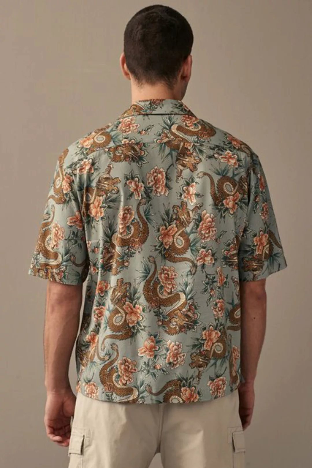 Next Kurzarmhemd Gemustertes Kurzarmhemd mit kubanischem Kragen (1-tlg) günstig online kaufen
