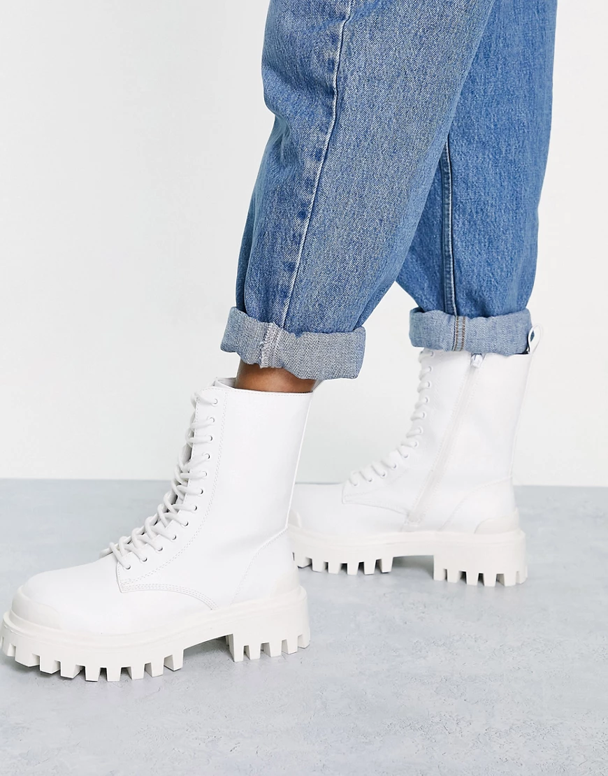 ASOS DESIGN – Algebra – Schnürstiefel in Weiß mit dicker Sohle günstig online kaufen