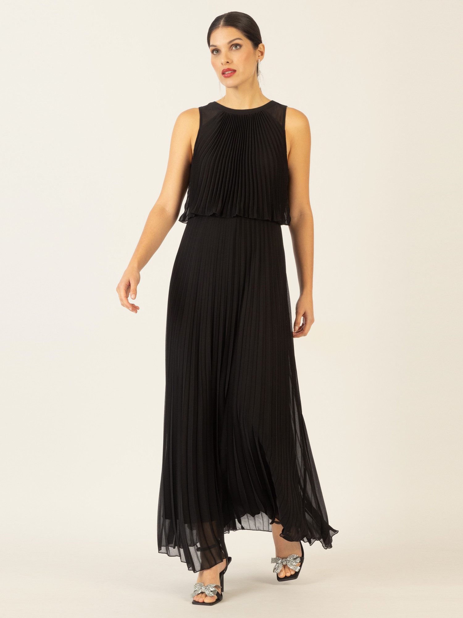 Apart Abendkleid mit lose fallendem Sonnenplissee günstig online kaufen