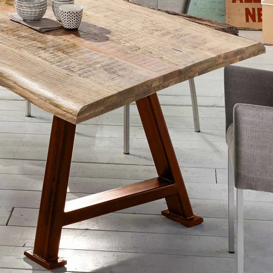 Baumkantentisch aus Mangobaum Massivholz und Stahl A Fußgestell günstig online kaufen