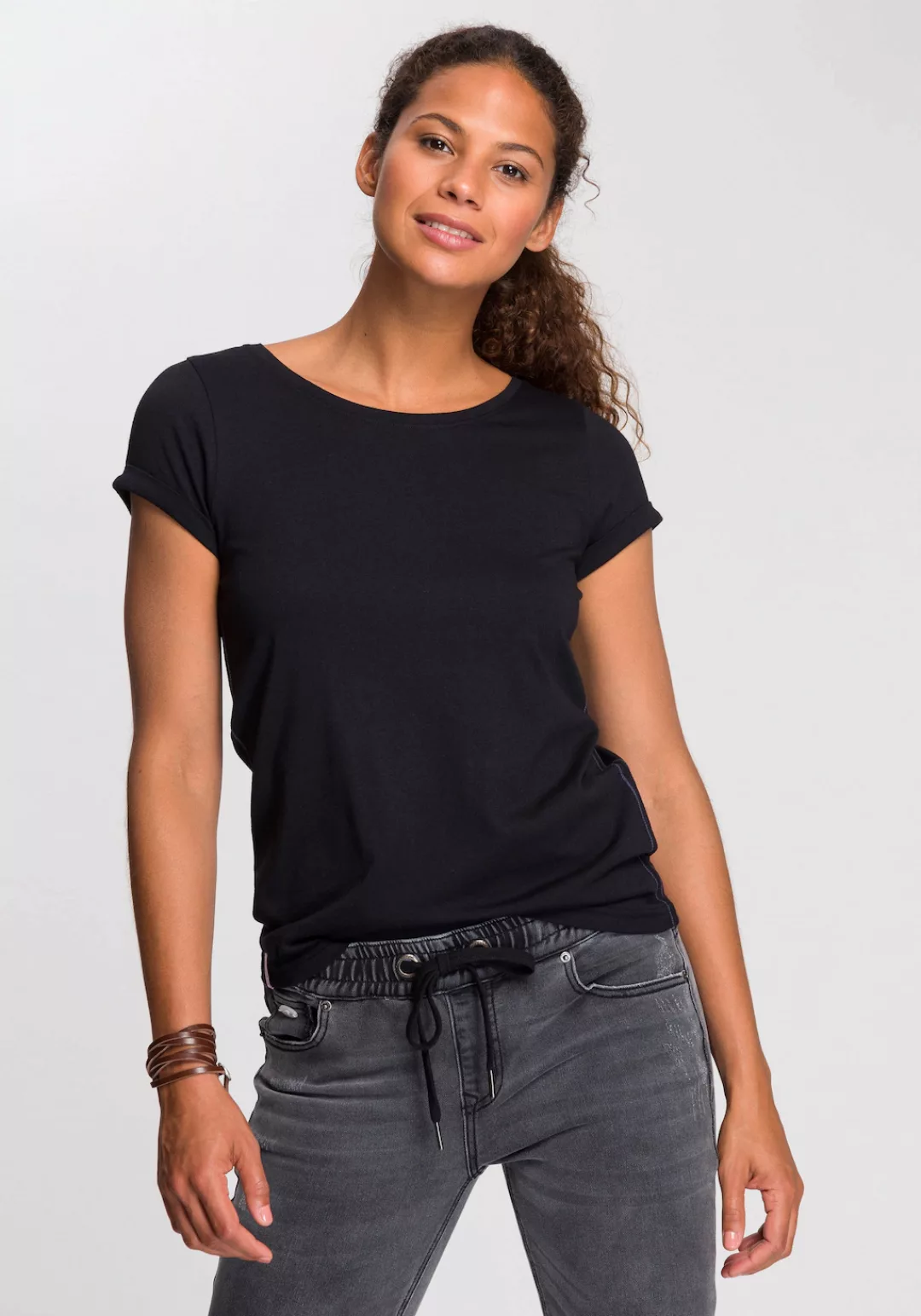 KangaROOS T-Shirt mit aufgekrempelten Ärmelsaum günstig online kaufen