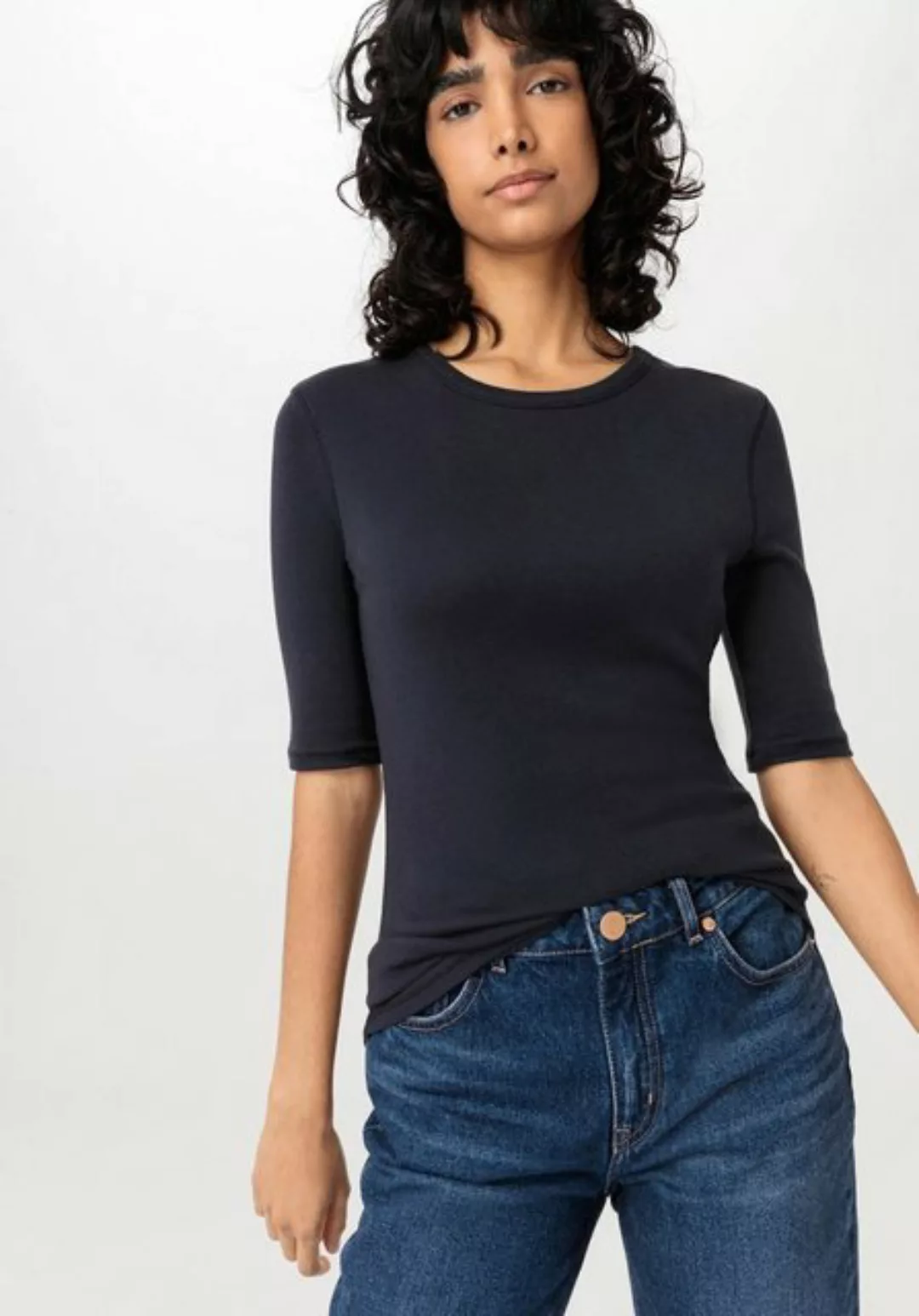 Hessnatur T-Shirt Softrib Kurzarm Slim aus Bio-Baumwolle und TENCEL™ (1-tlg günstig online kaufen
