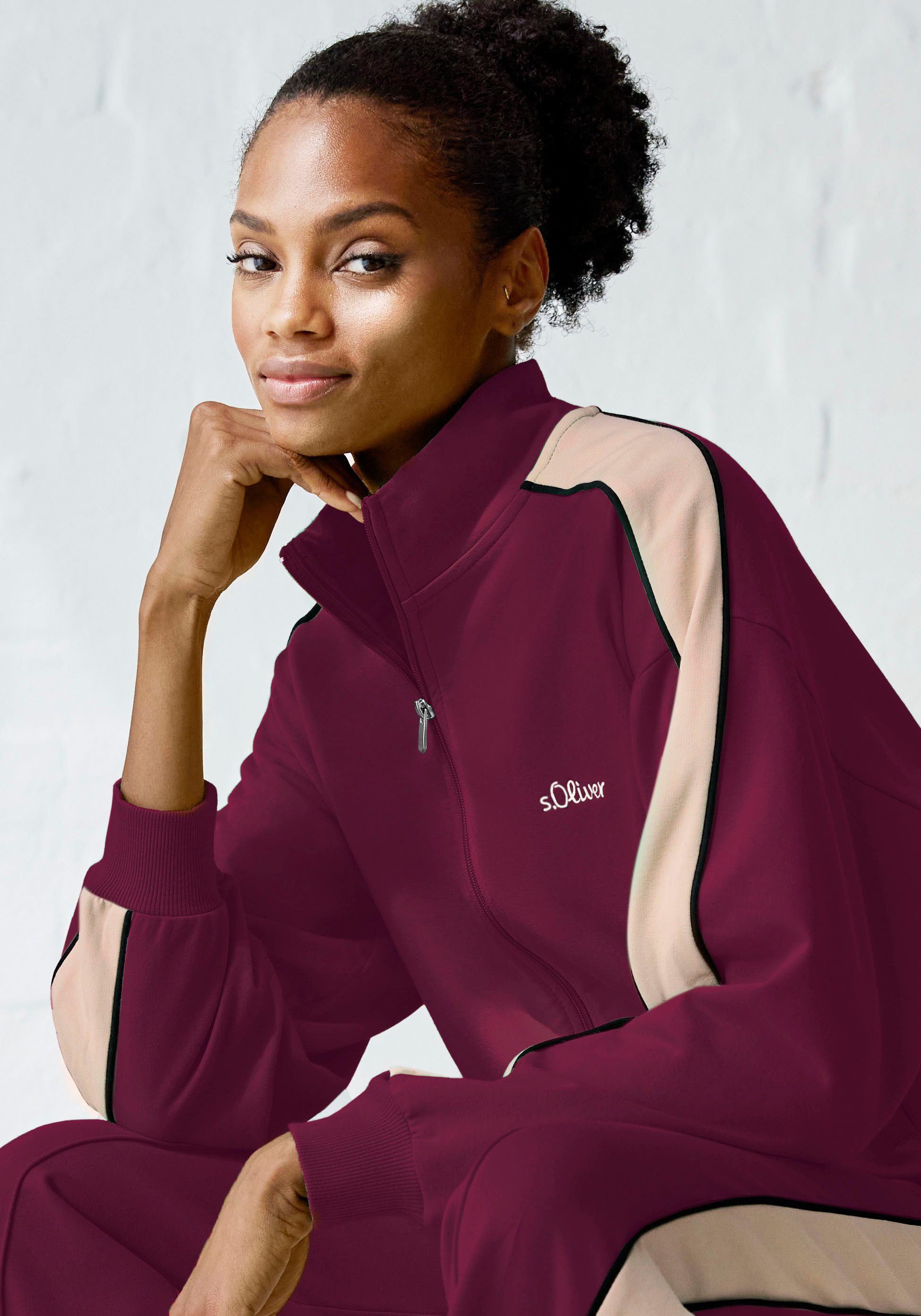 s.Oliver Sweatjacke, mit Reißverschluss und Kontrast Einsätzen, Loungewear günstig online kaufen