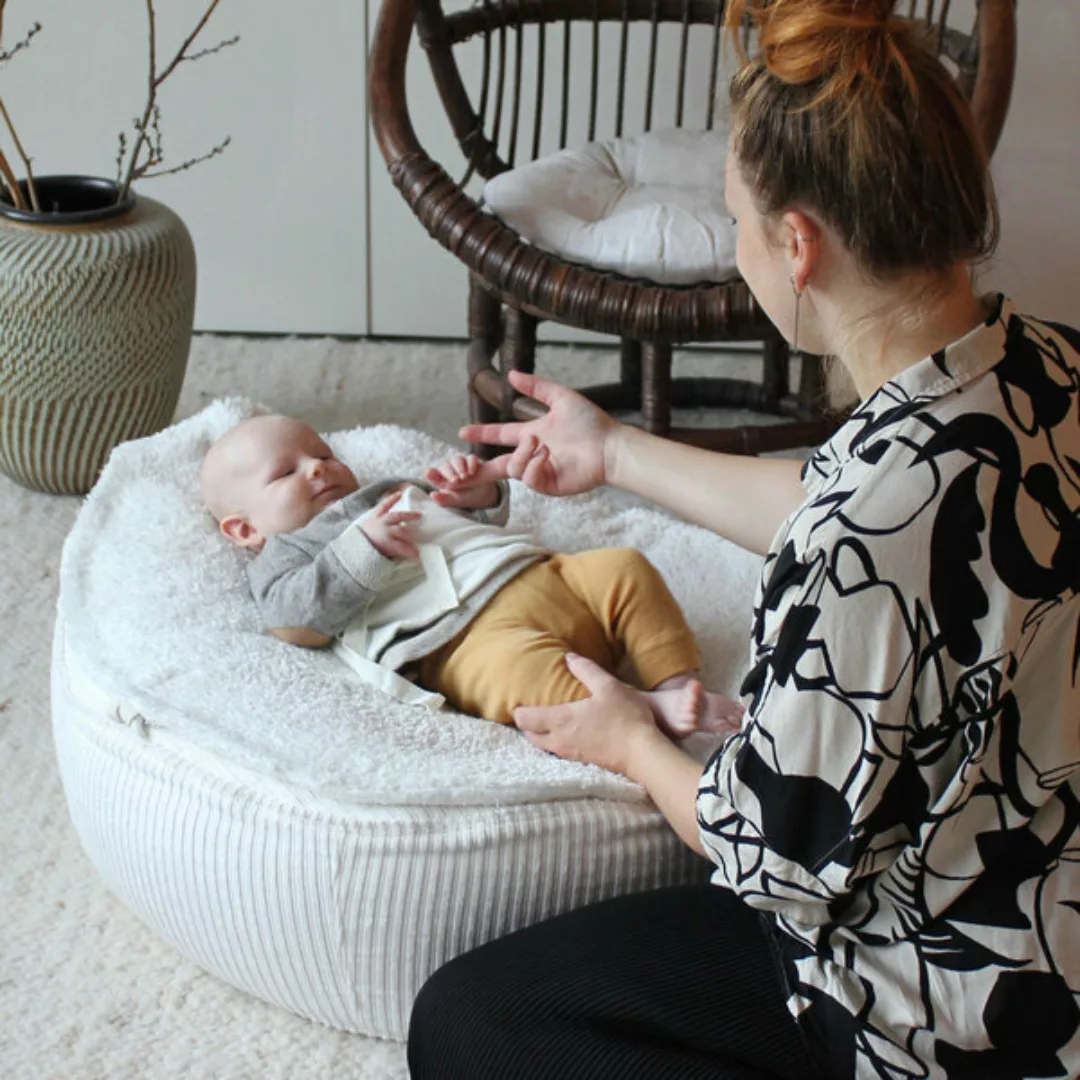 Baby Sitzsack Mit Bio Dinkelspreu - Baby Ecoegg® In Breitcord günstig online kaufen