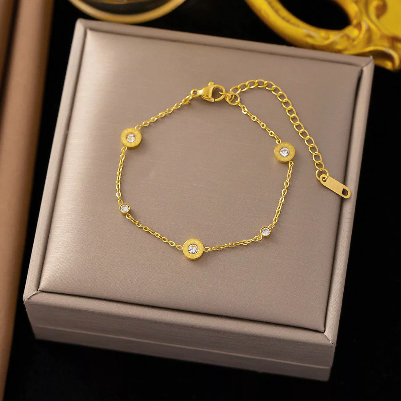 KARMA Armband Damen Damenarmband Edelstahl Silber günstig online kaufen