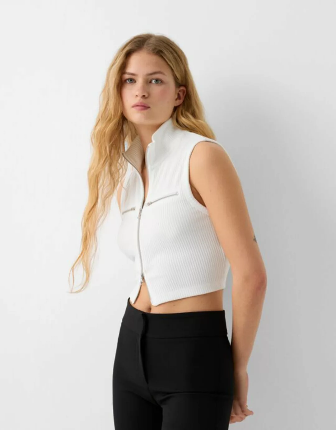 Bershka Cropped-Strickweste Mit Stehkragen Und Reißverschluss Damen M Grbro günstig online kaufen