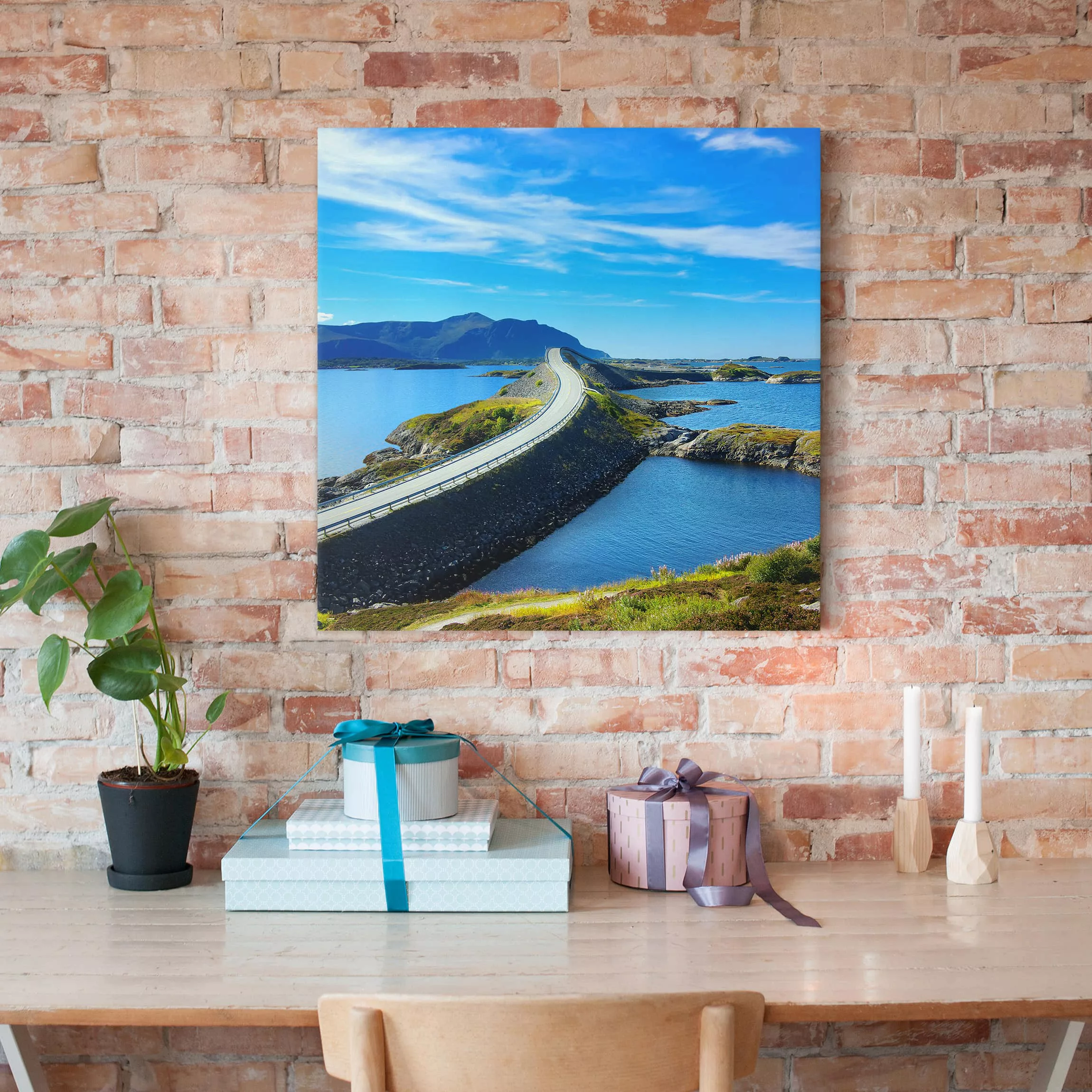 Leinwandbild Natur & Landschaft - Quadrat Crossing Norway günstig online kaufen