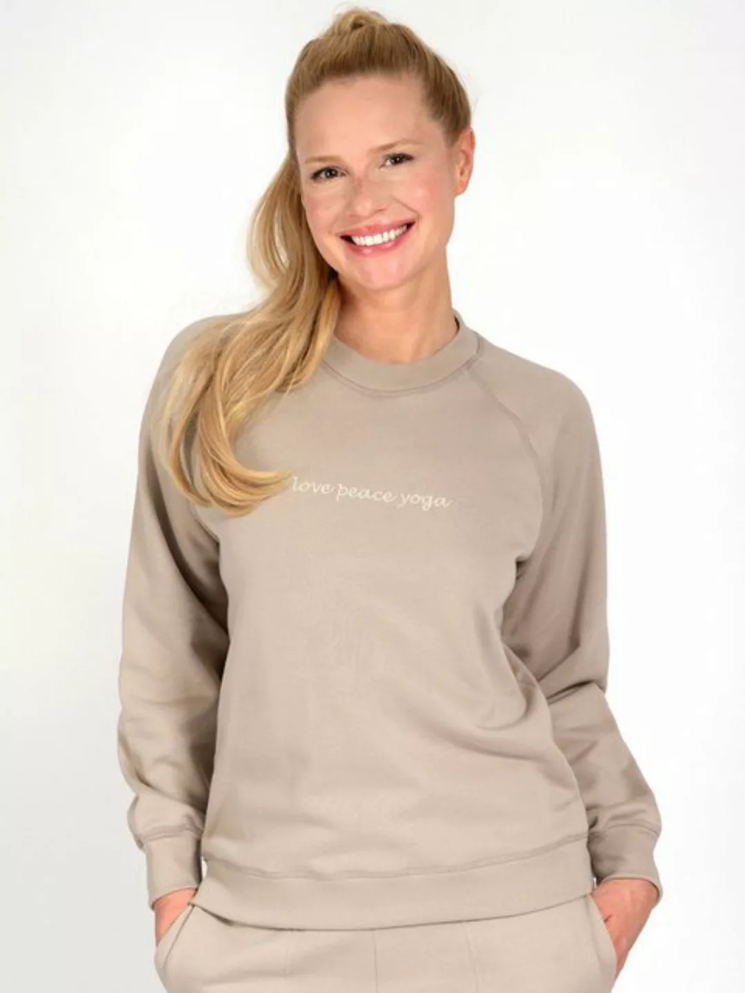 Magadi Yoga & Relax Shirt Bella aus Sweat-Stoff mit Love Peace Yoga günstig online kaufen