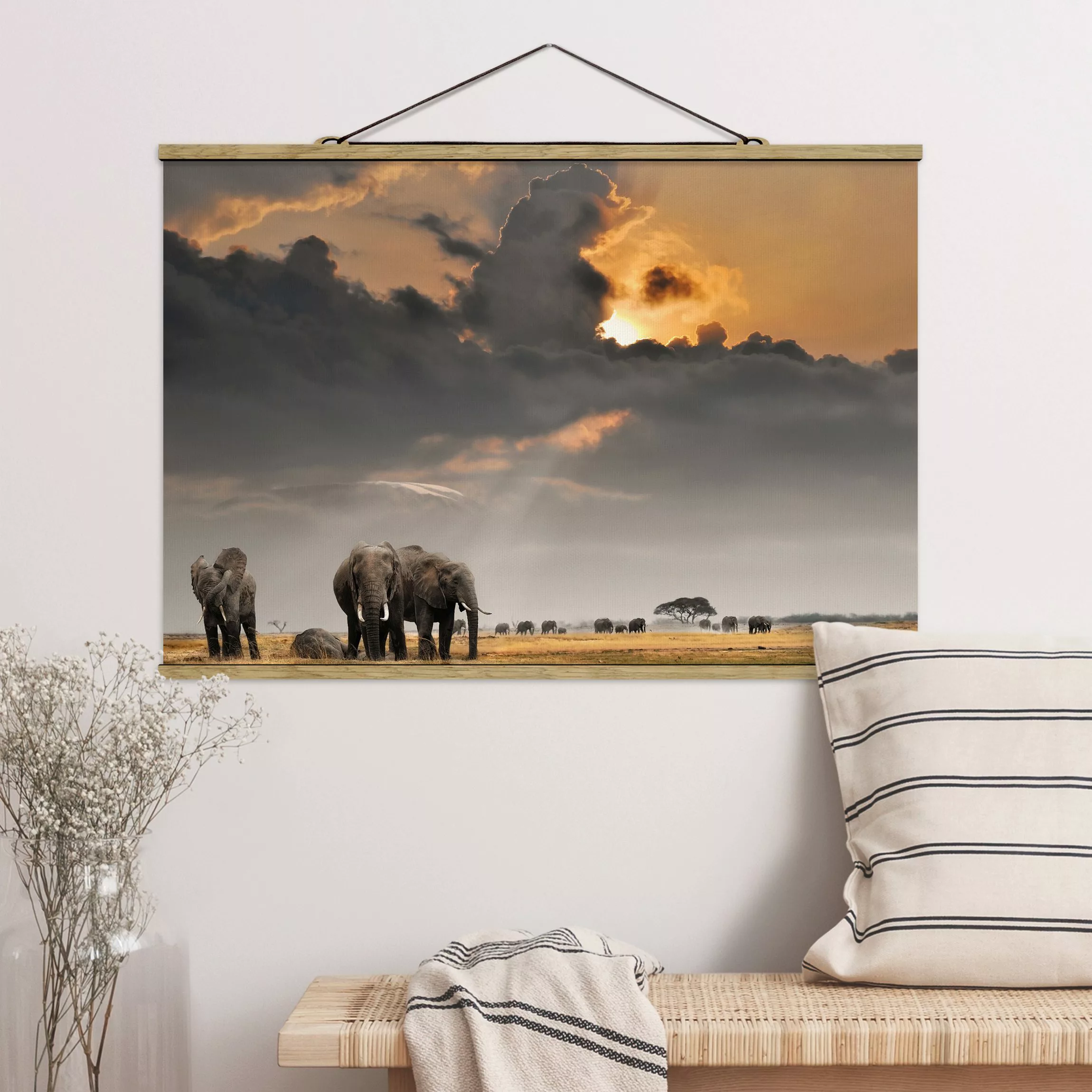 Stoffbild Tiere mit Posterleisten - Querformat Elefanten der Savanne günstig online kaufen