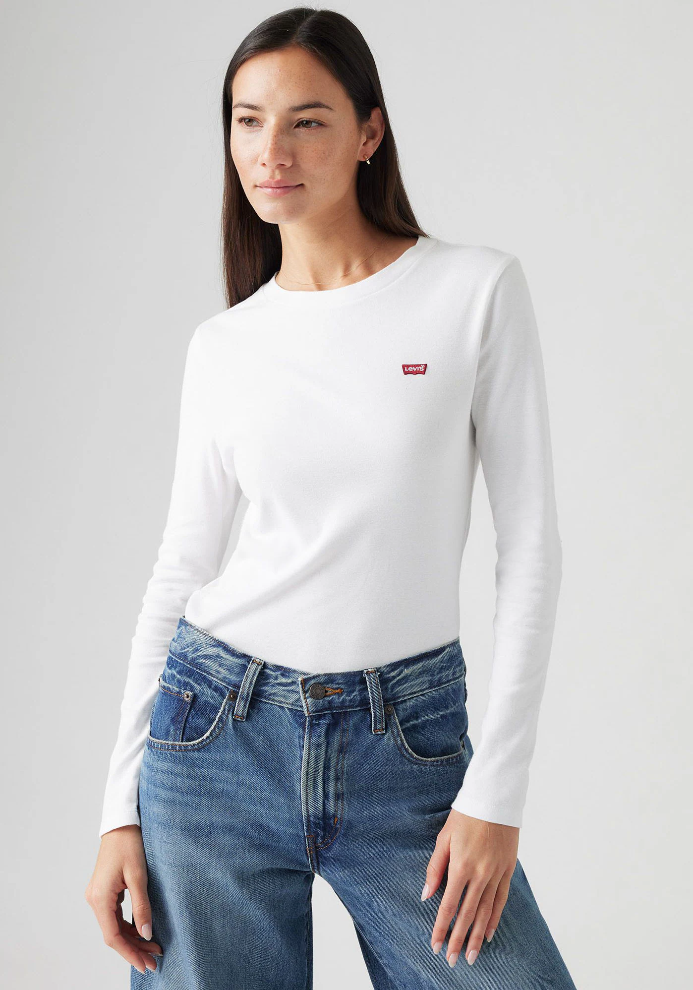 Levis Langarmshirt "ESSENTIAL HM LS TEE", mit Logo Stickerei günstig online kaufen