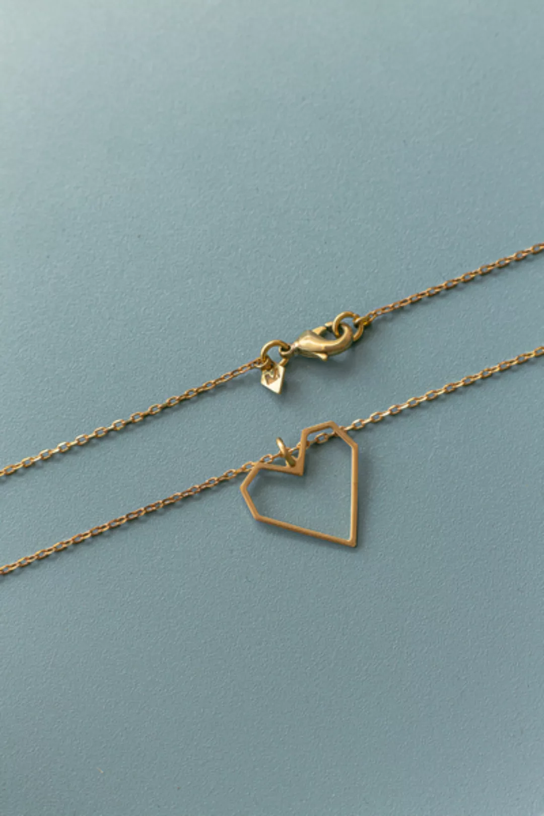 Halskette "Almi Open" Aus Messing , Geometrischer Herz Anhänger günstig online kaufen