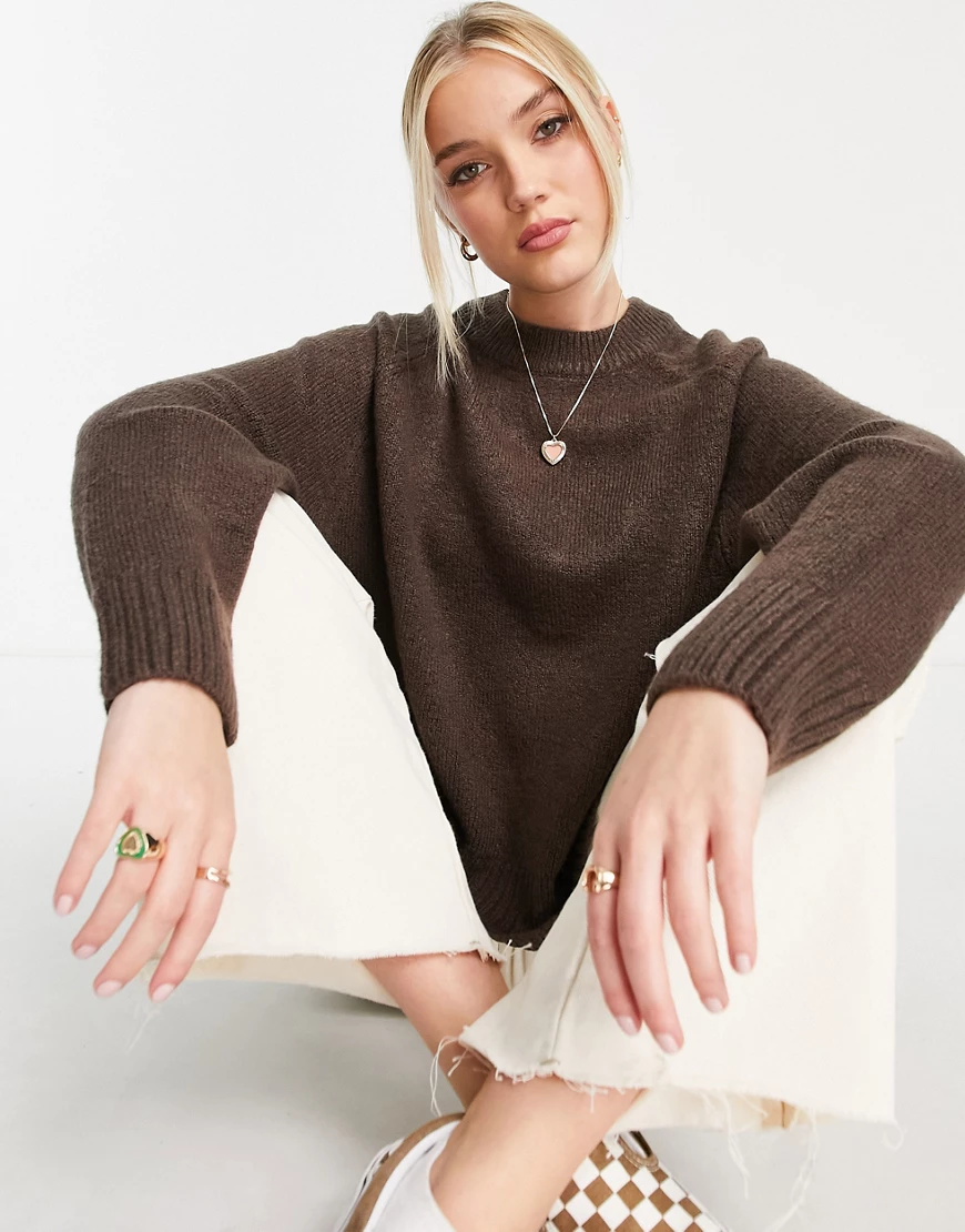 Pull&Bear – Strickpullover in Braun mit Rundhalsausschnitt günstig online kaufen