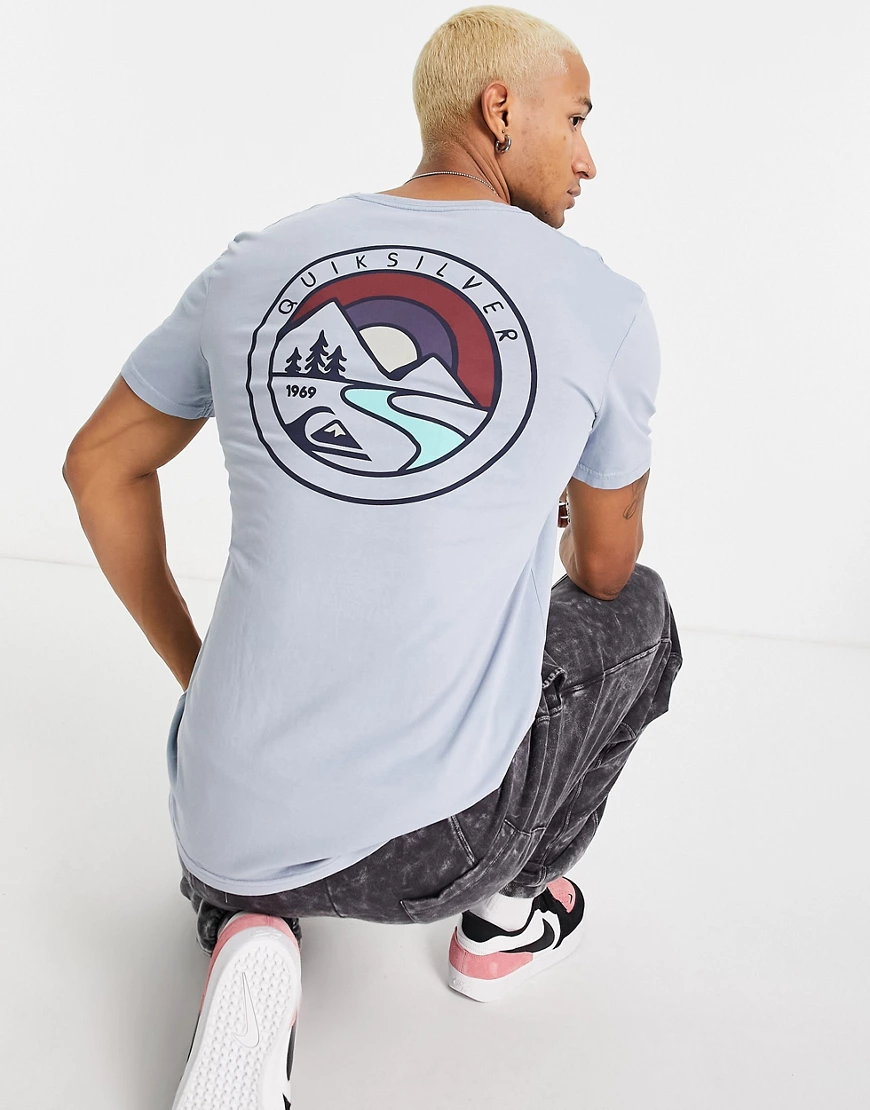 Quiksilver – T-Shirt in Hellblau mit Bergmotiv günstig online kaufen