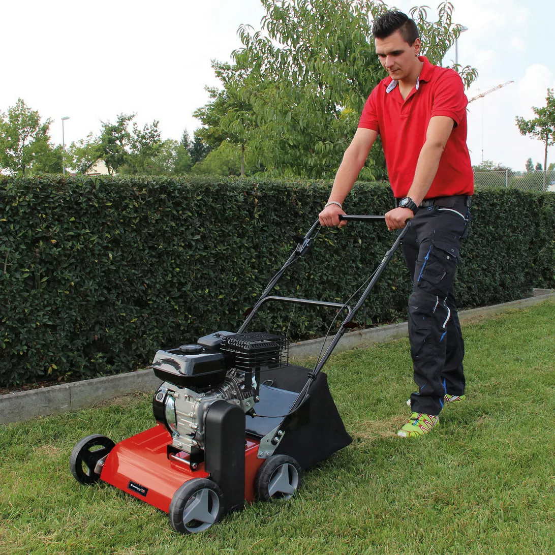 Einhell Benzin-Vertikutierer GC-SC 4240 P mit 18 Stahlmessern 4,2 kW günstig online kaufen