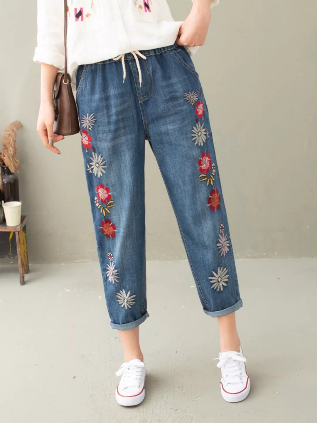 Kordelzug Taille Blume bestickt Vintage Jeans günstig online kaufen